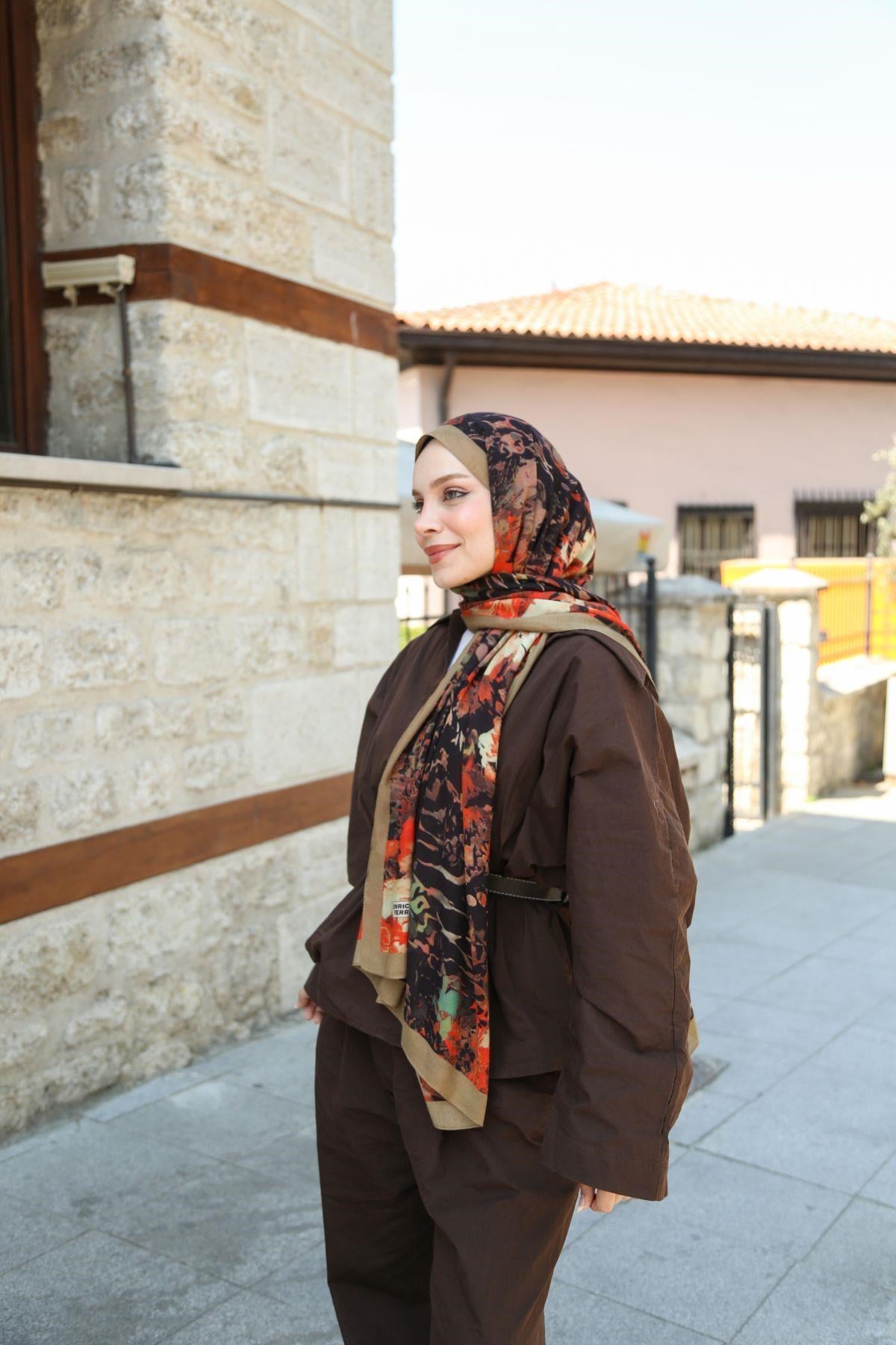 Petra Desen Şal