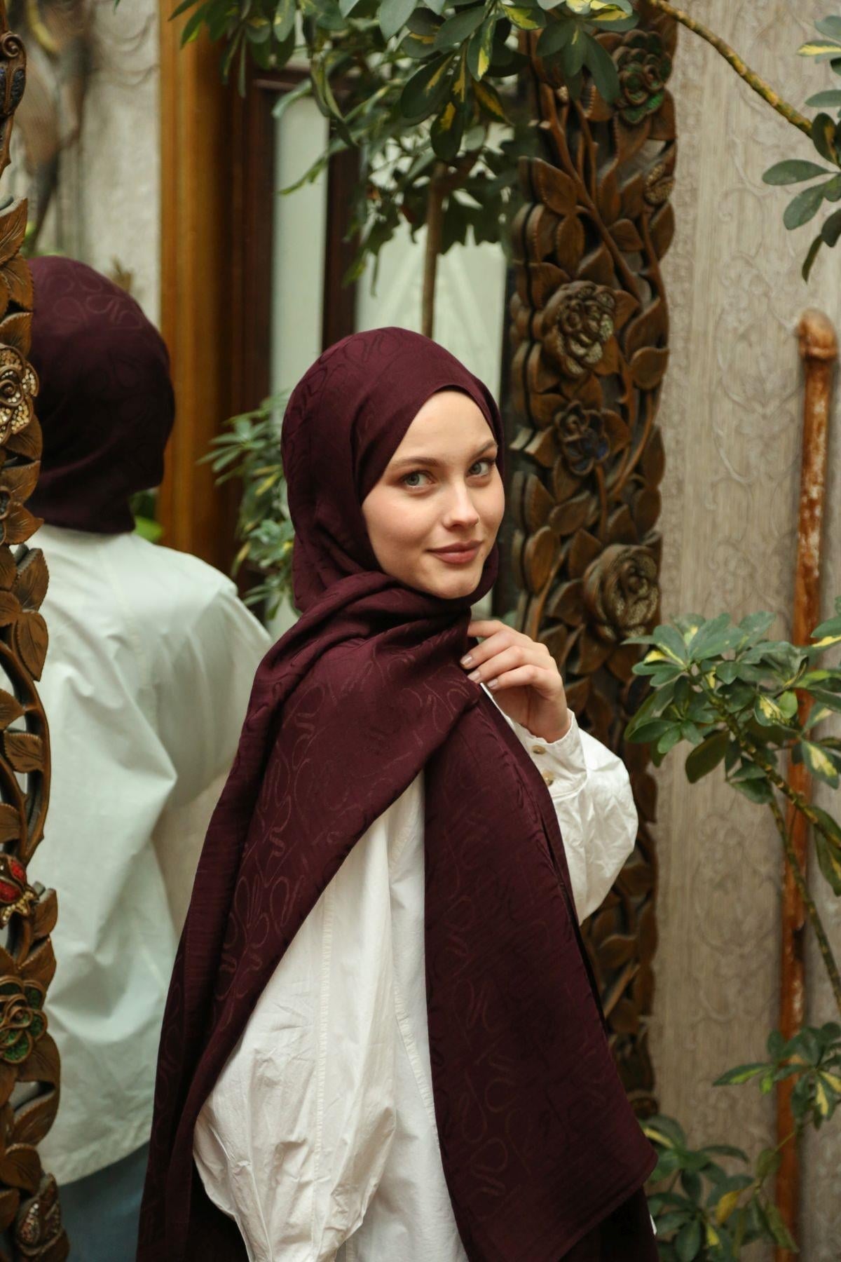 Talia Şal