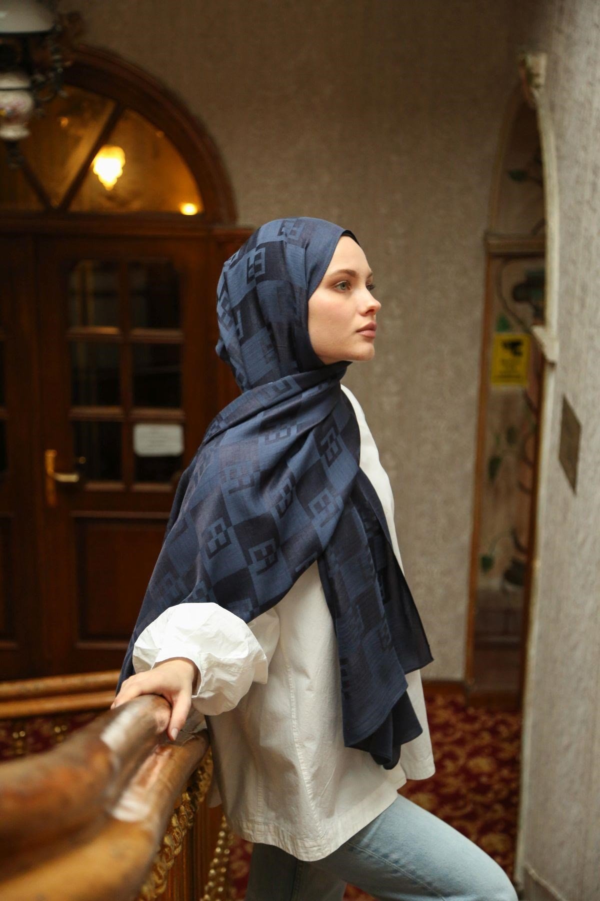 Talia Şal