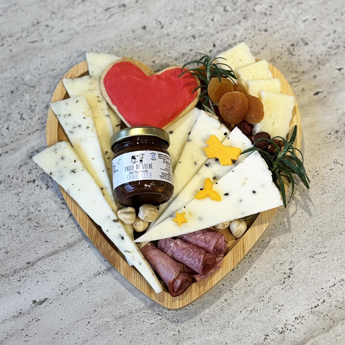 SEVGİ DOLU PEYNİR TABAĞI 350 GR