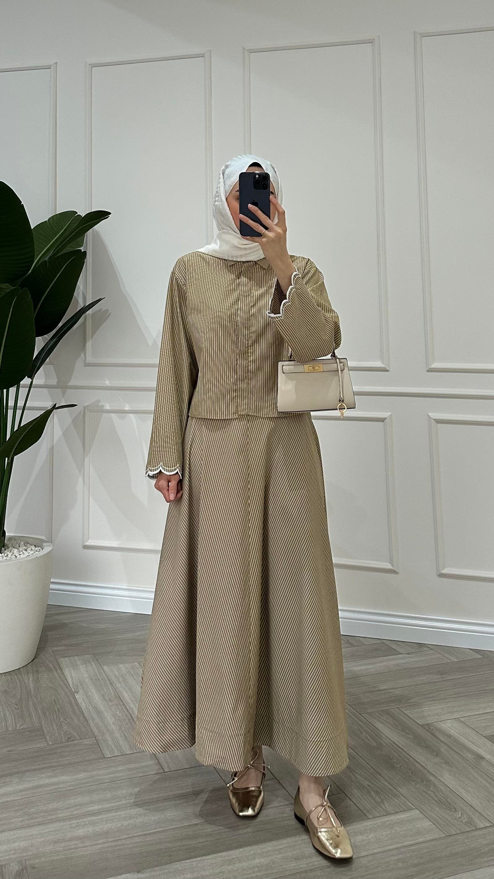 Çizgili Nakış Detaylı Takım Camel