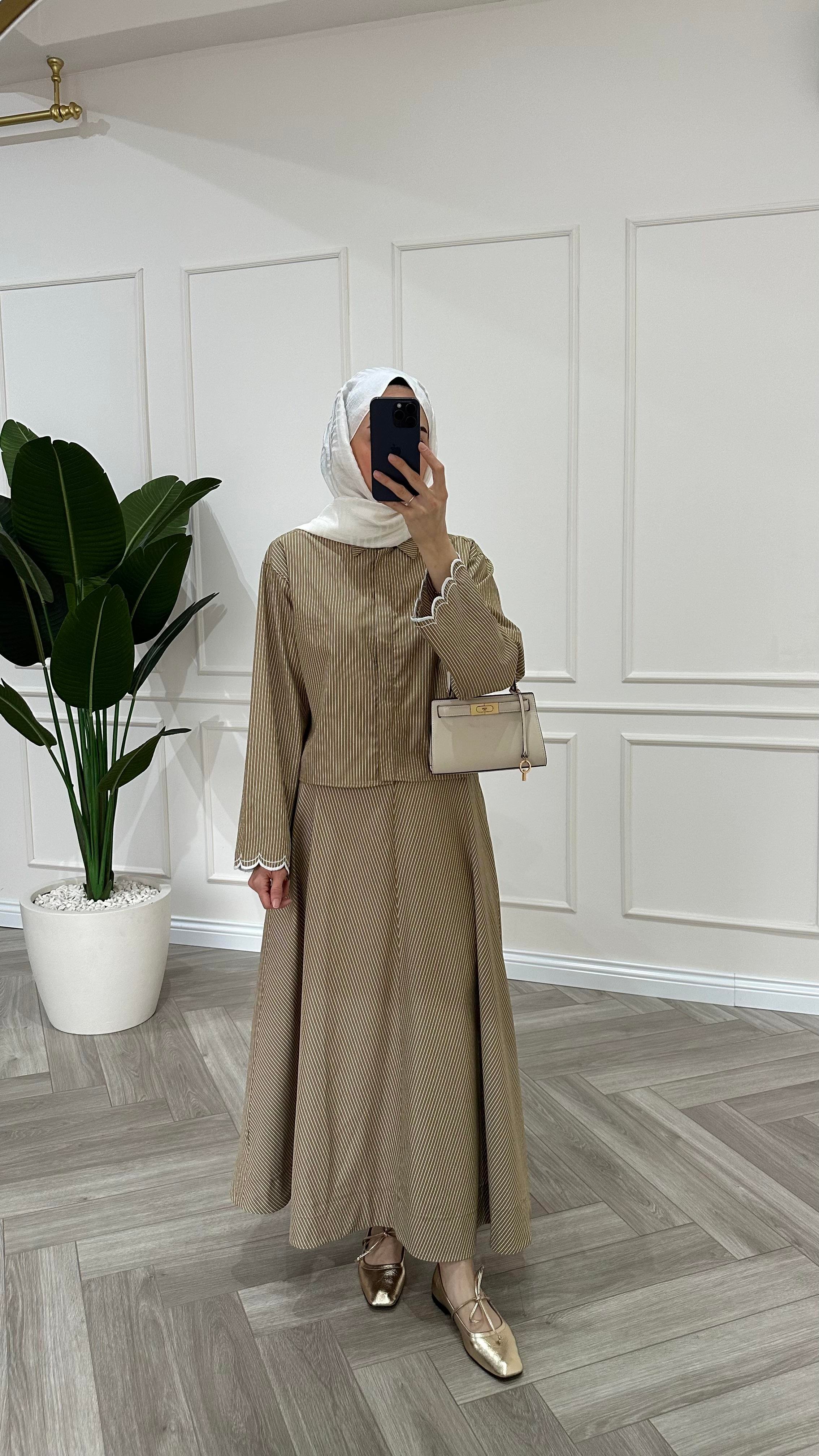 Çizgili Nakış Detaylı Takım Camel