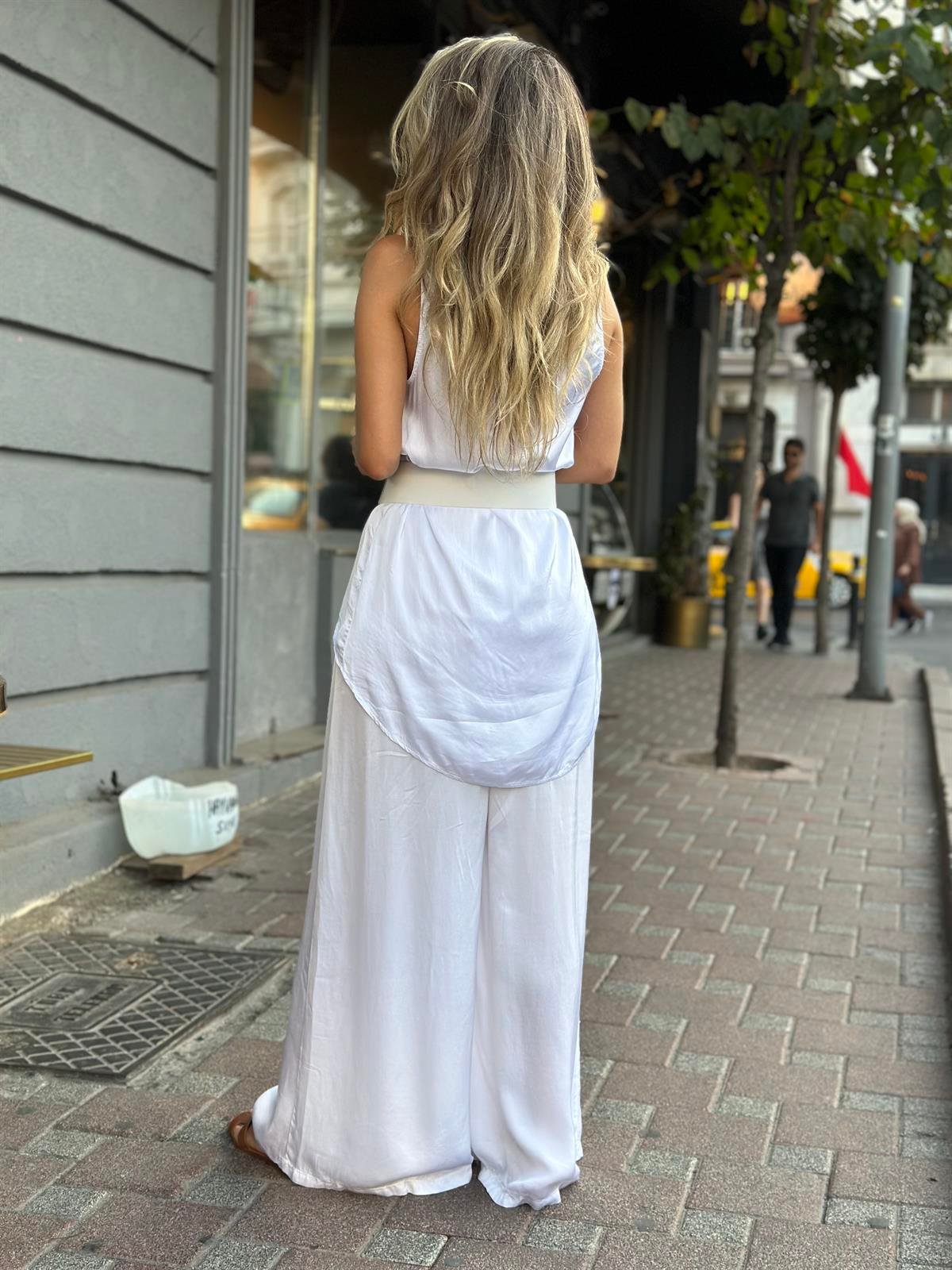 Beyaz İkili Takım 