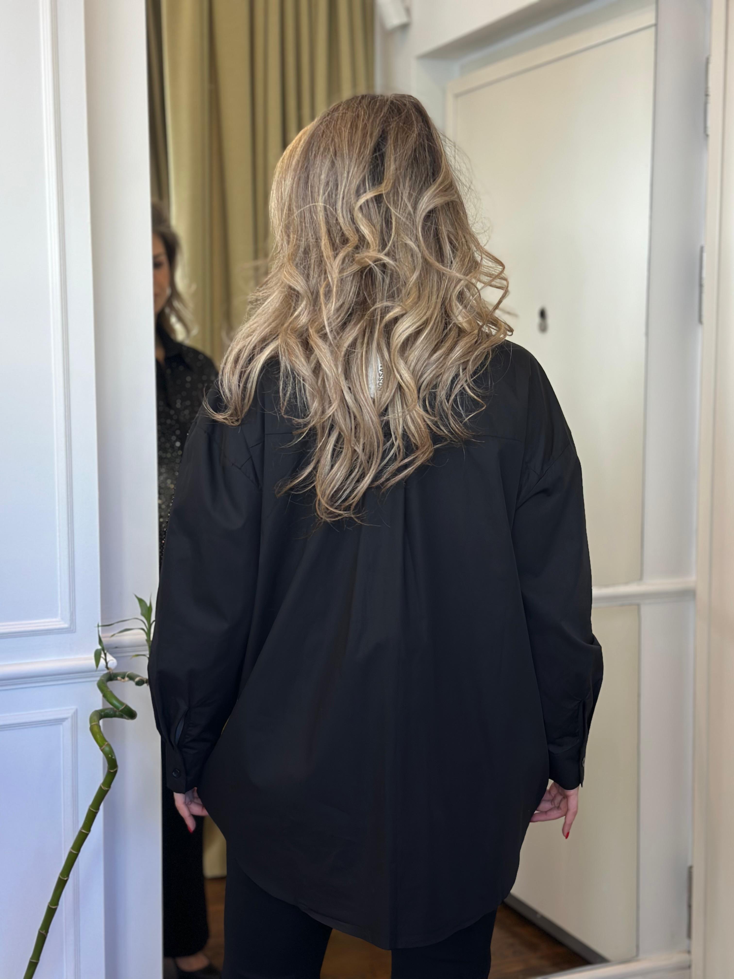 Siyah Taşlı Gömlek