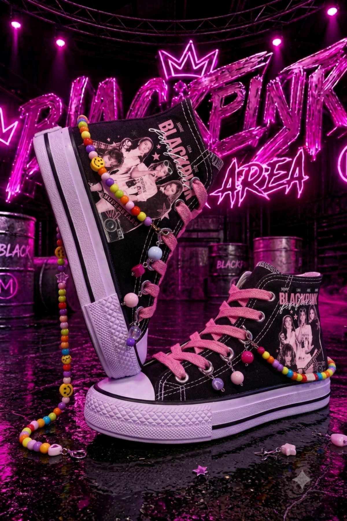 Blackpink Poster Baskılı Siyah Boncuk ve Halhallı Bilekli Spor Ayakkabı Sneaker 