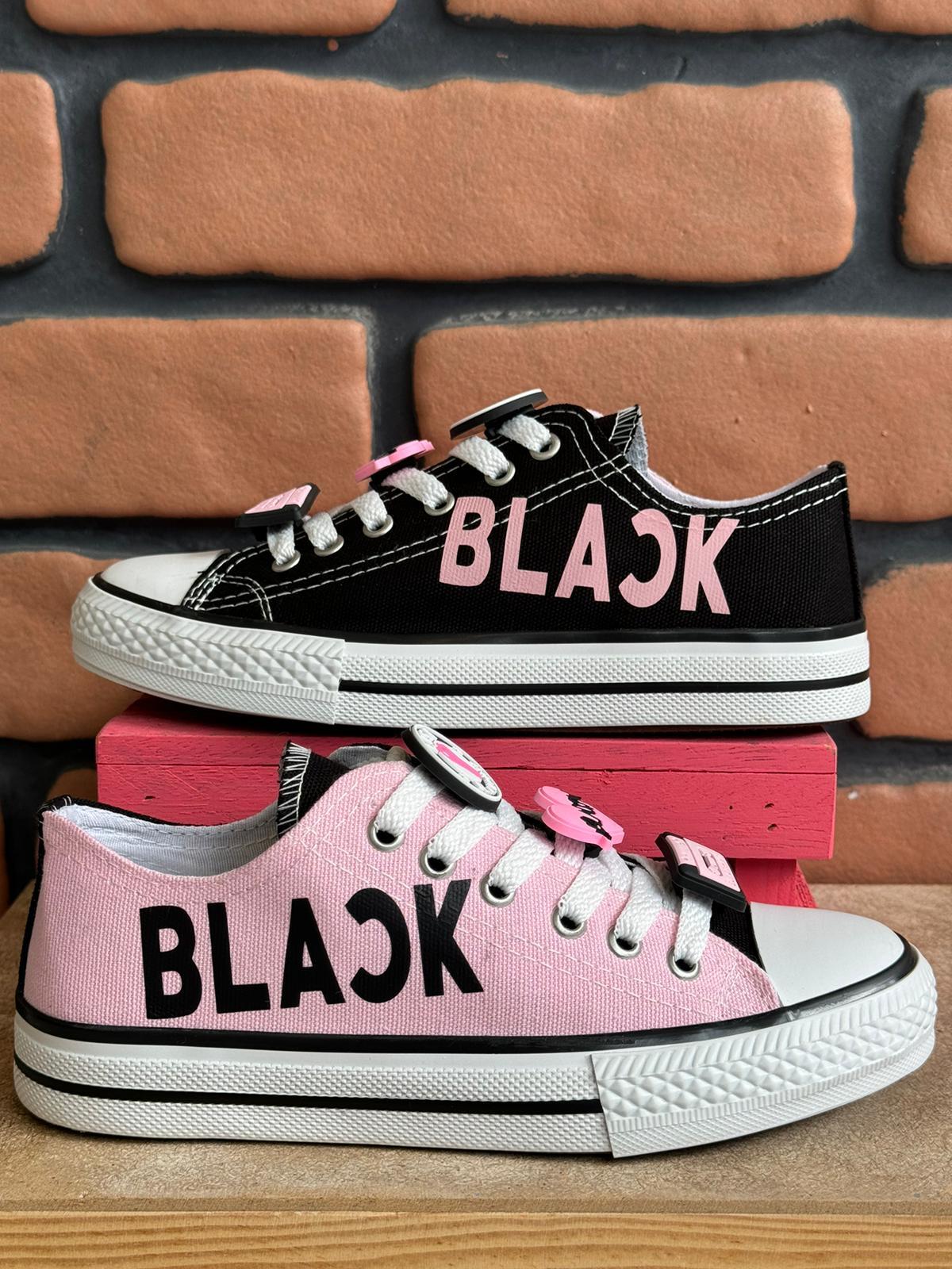 Blackpink Yazı Baskılılı Siyah/Pembe Çİft Renkli Bağcık Süslü (lisa-rose-jisoo-jennie Tercihe Göre Bağcık Süsü Değişebilir)Spor Ayakkabı Sneaker