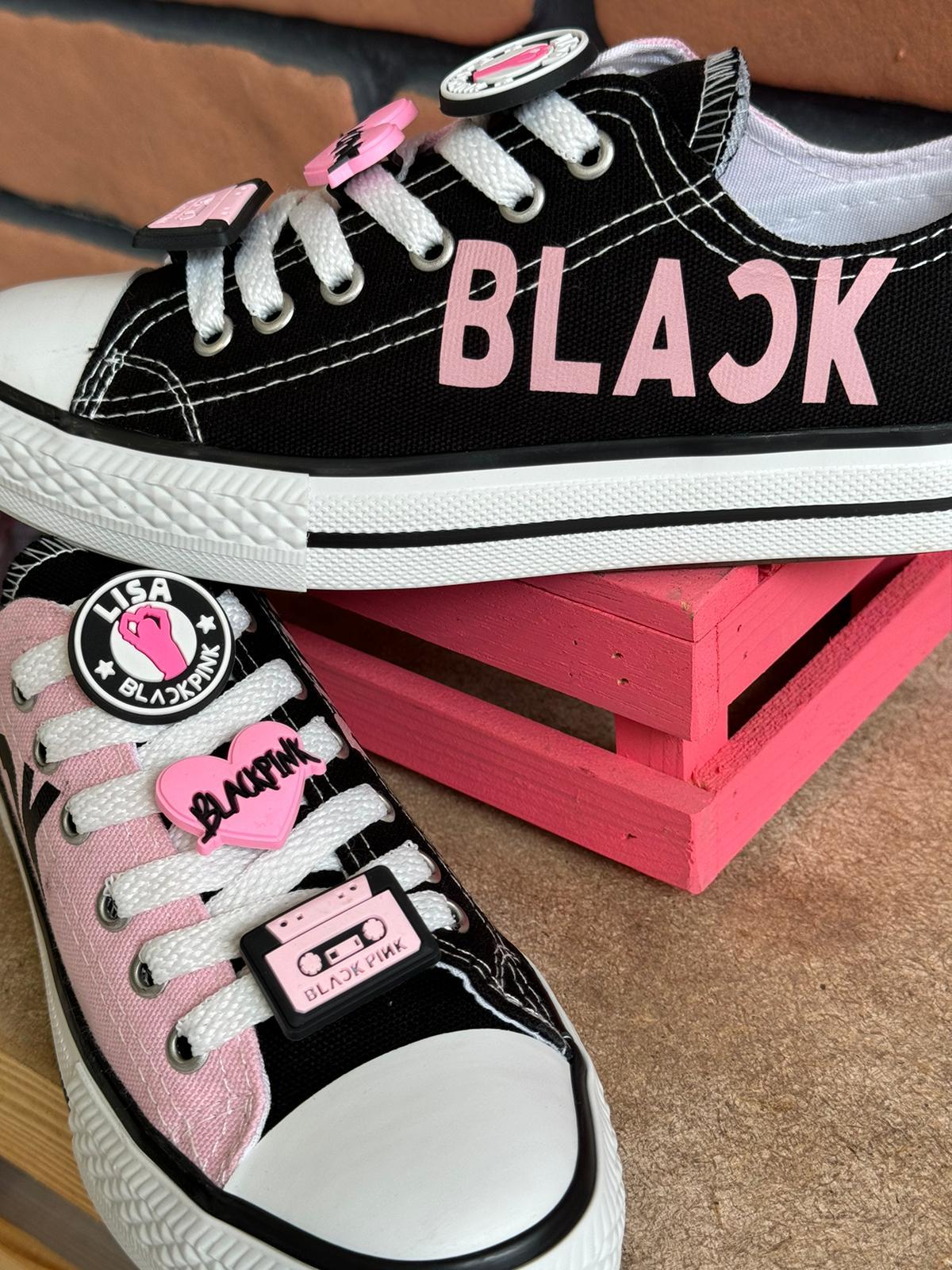 Blackpink Yazı Baskılılı Siyah/Pembe Çİft Renkli Bağcık Süslü (lisa-rose-jisoo-jennie Tercihe Göre Bağcık Süsü Değişebilir)Spor Ayakkabı Sneaker