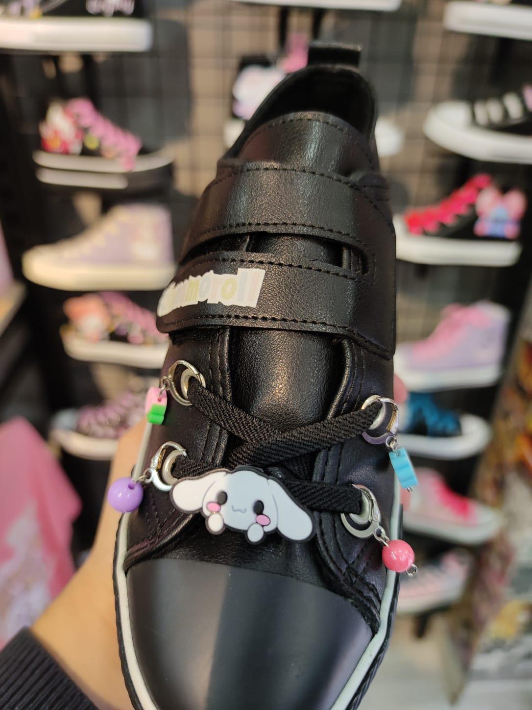 Cinnamoroll Baskılı Siyah Çırtlı Süslemeli  Deri Spor Ayakkabı Sneaker