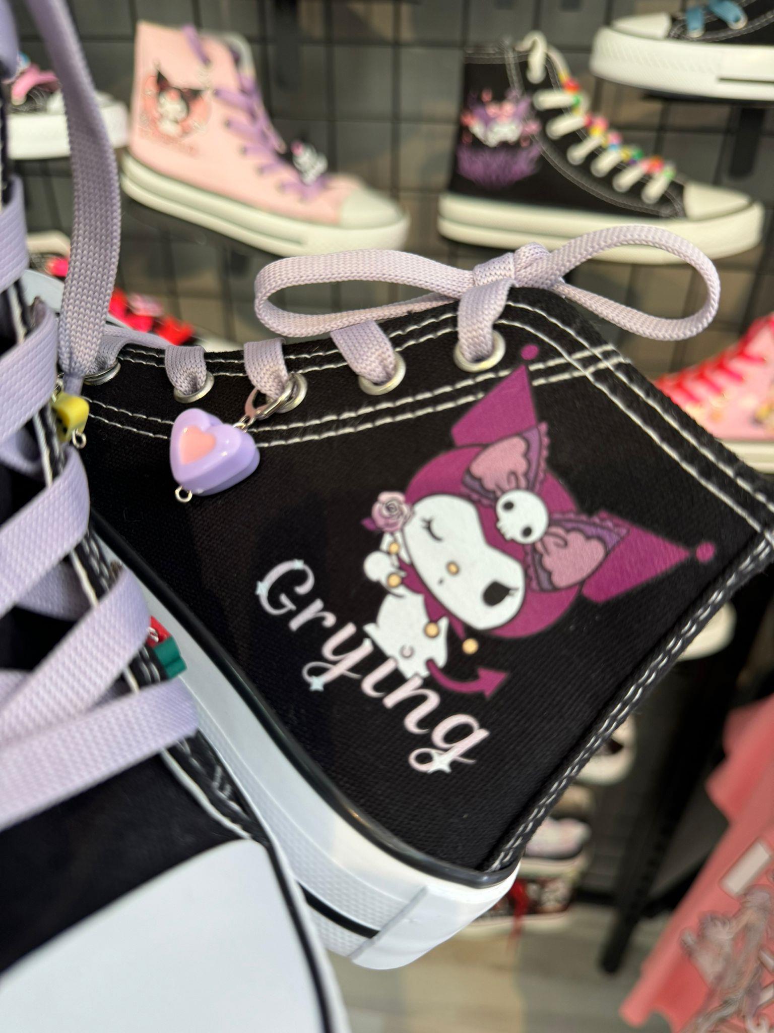 Kuromi Grying Baskılı Boncuk Small Süslemeli Bilekli Siyah Keten Ayakkabı 