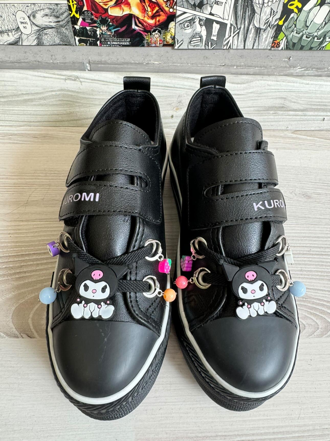 Kuromi&Mymelody Baskılı Siyah Çırtlı Süslemeli  Deri Spor Ayakkabı Sneaker