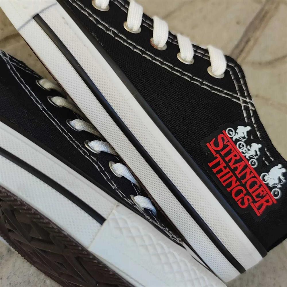 Stanger Things Baskılı Günlük Erkek&Kadın Spor Ayakkabı Sneaker Siyah Spor Ayakkabı Bağcıklı Converse Modeli Kişiye Özel Ayakkabı