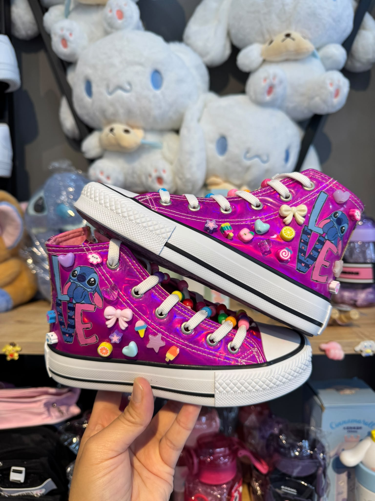 Stitch Baskılı Ve 3D Boncuk Süslemeli Fuşya Hologram Fermuarlı Spor Ayakkabı Sneaker
