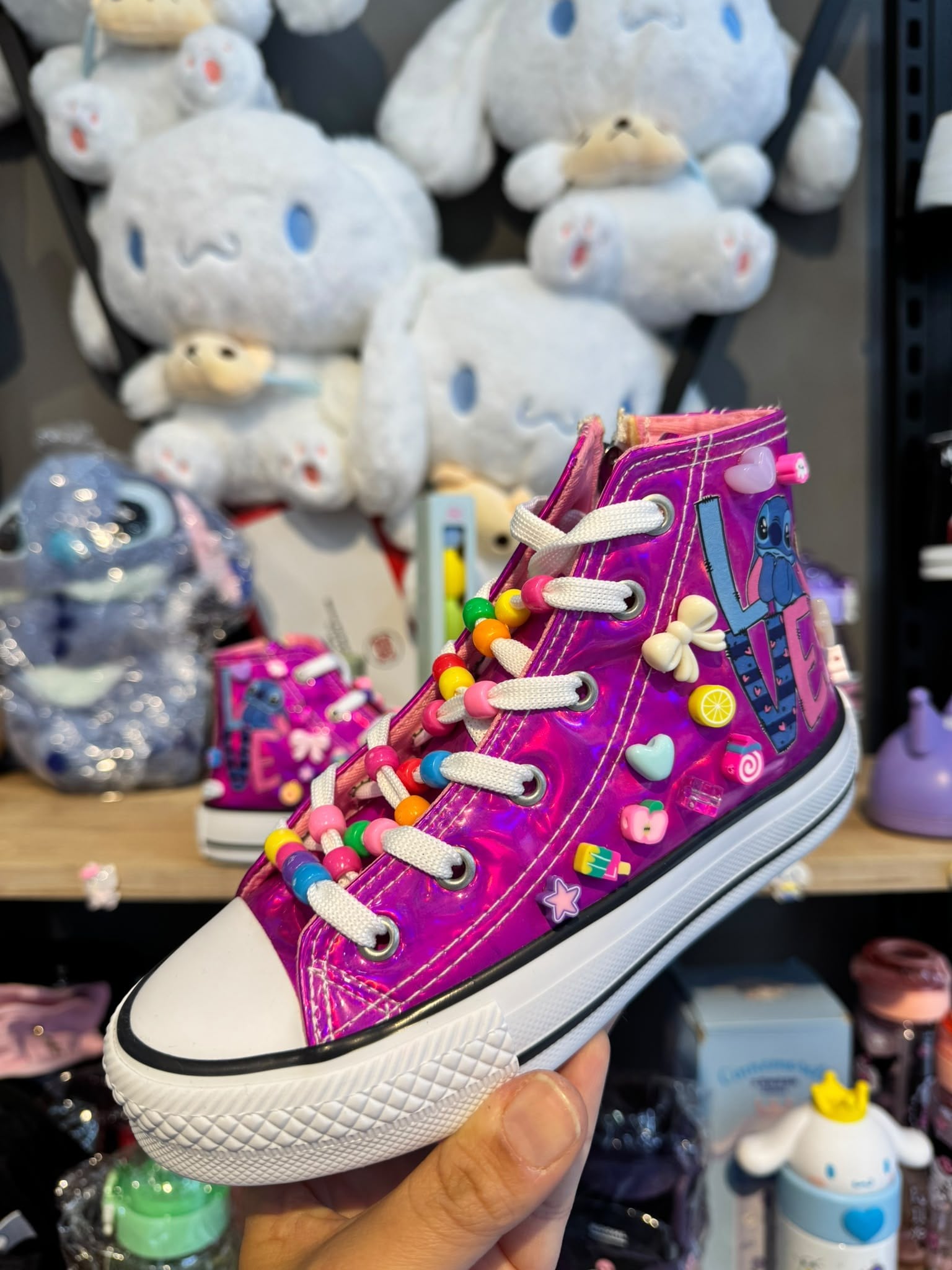 Stitch Baskılı Ve 3D Boncuk Süslemeli Fuşya Hologram Fermuarlı Spor Ayakkabı Sneaker