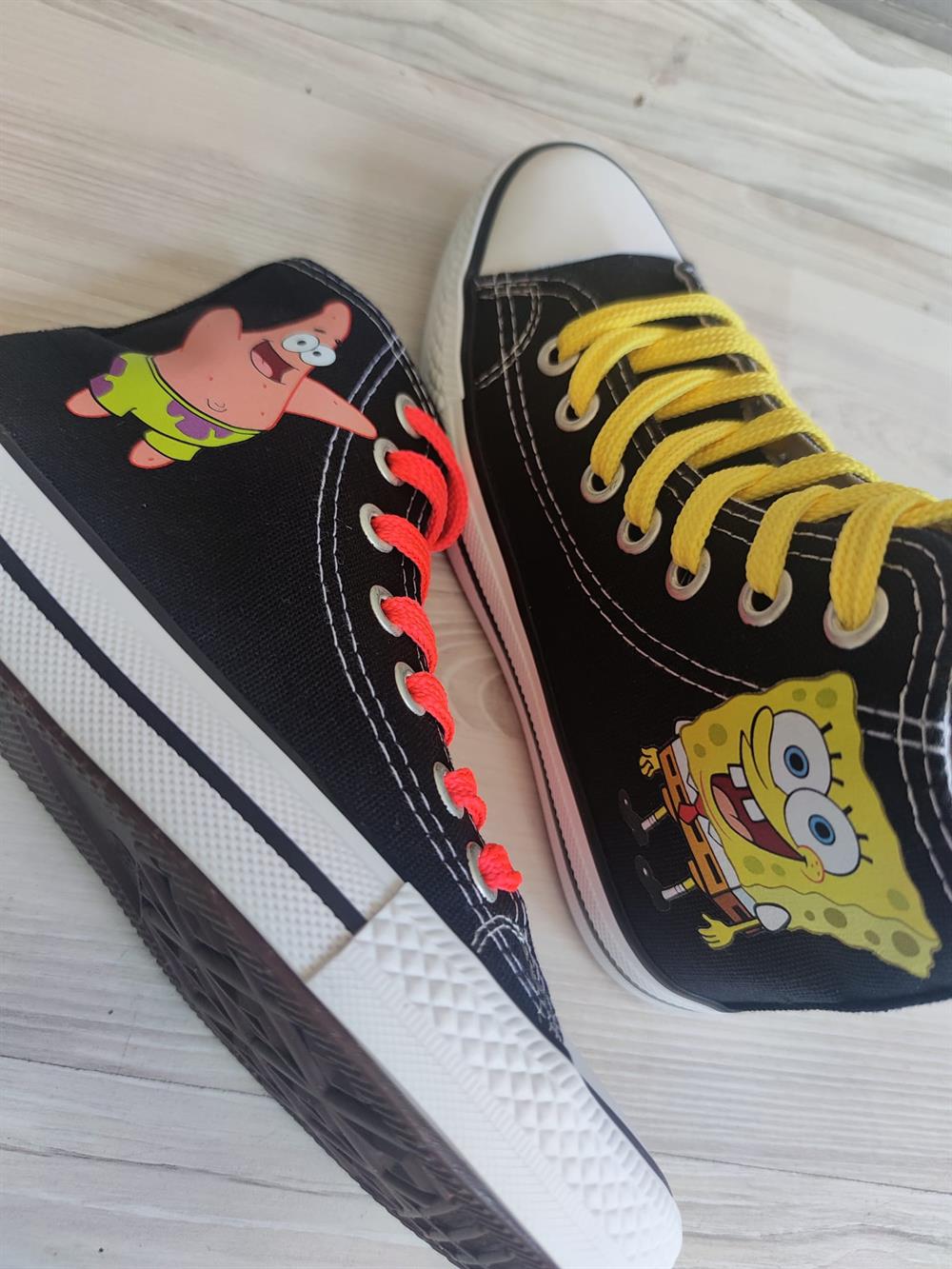 Sünger Bob Ve Patrick Baskılı Siyah Bilekli Spor Ayakkabı  (yeni model)
