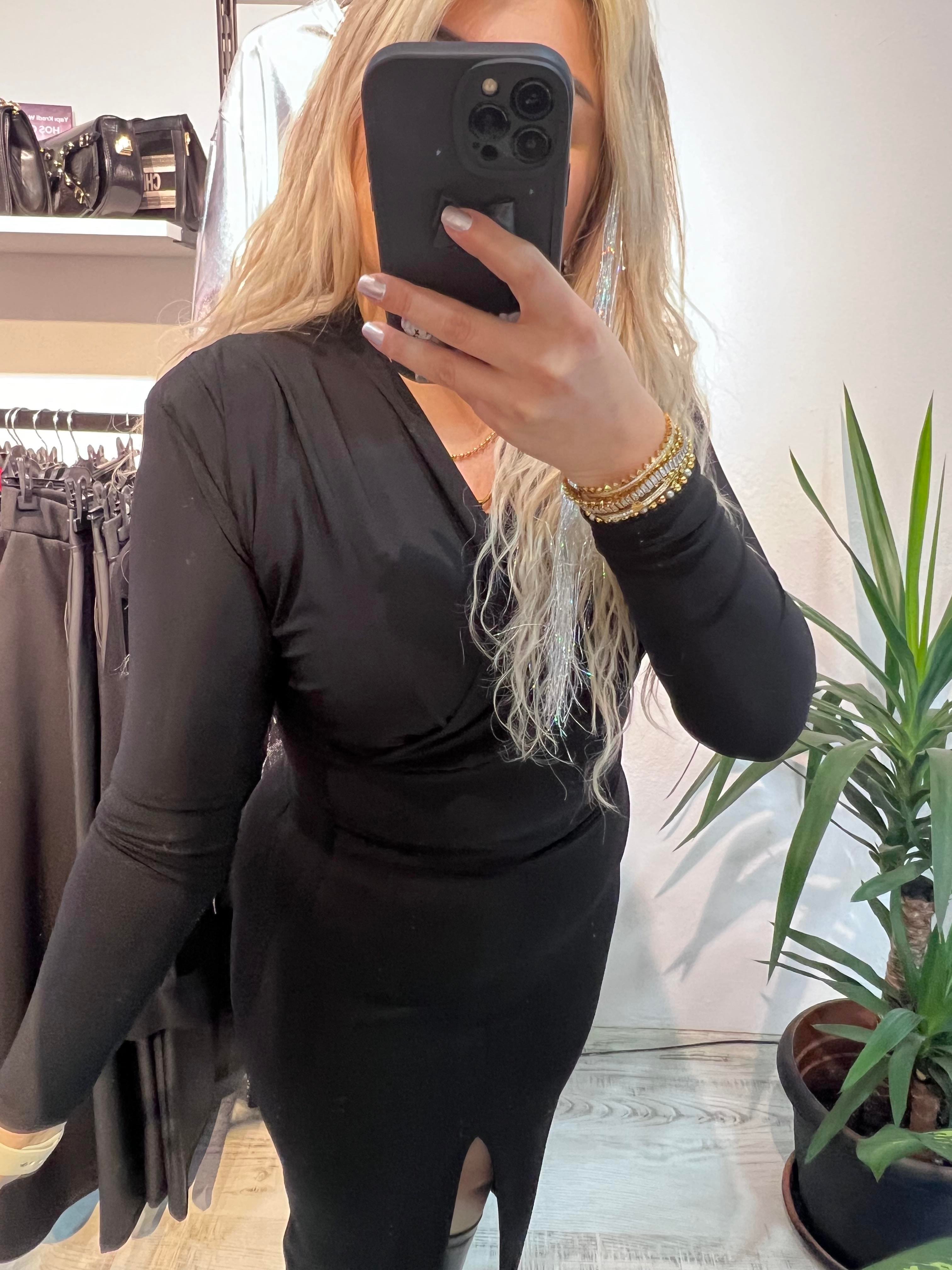  Vatkalı Likralı Bluz Siyah