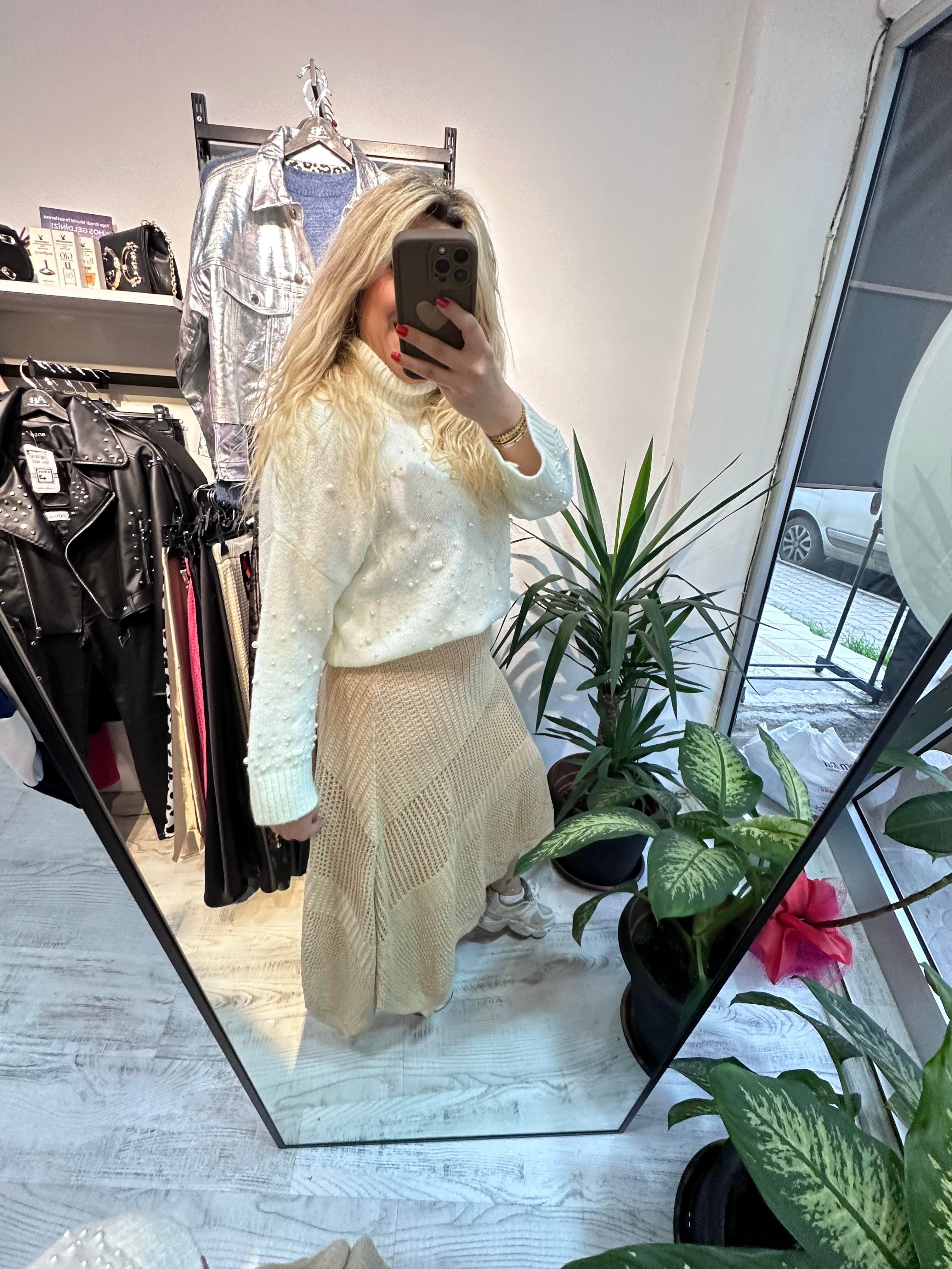 Astarlı Merserize Bej Etek