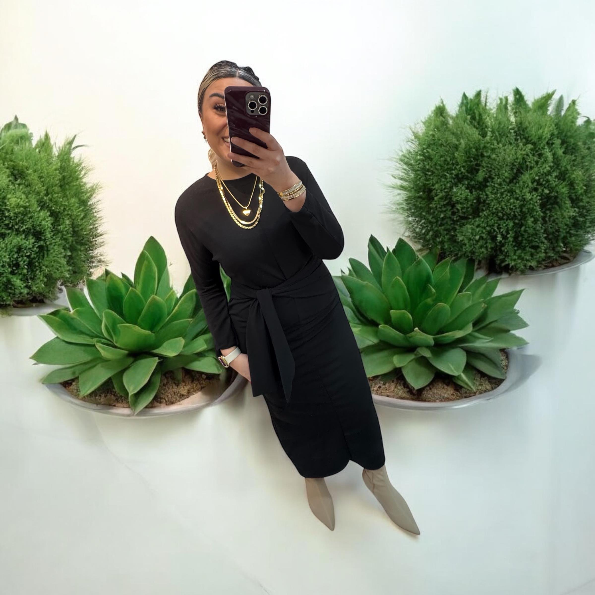 Bağlama Detaylı Siyah Elbise