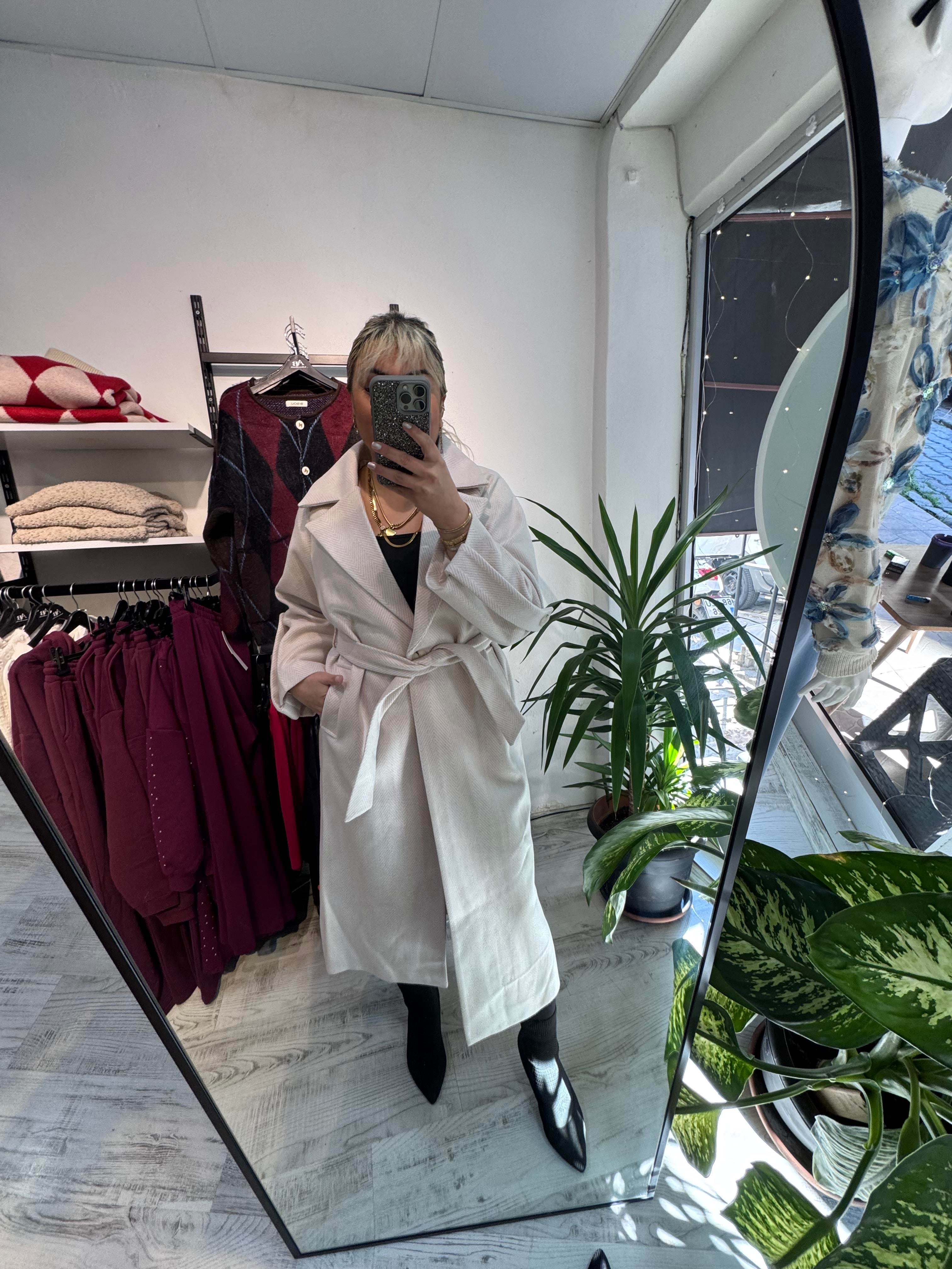 Balıksırtı Desenli Bej Premium Kalite Kaban