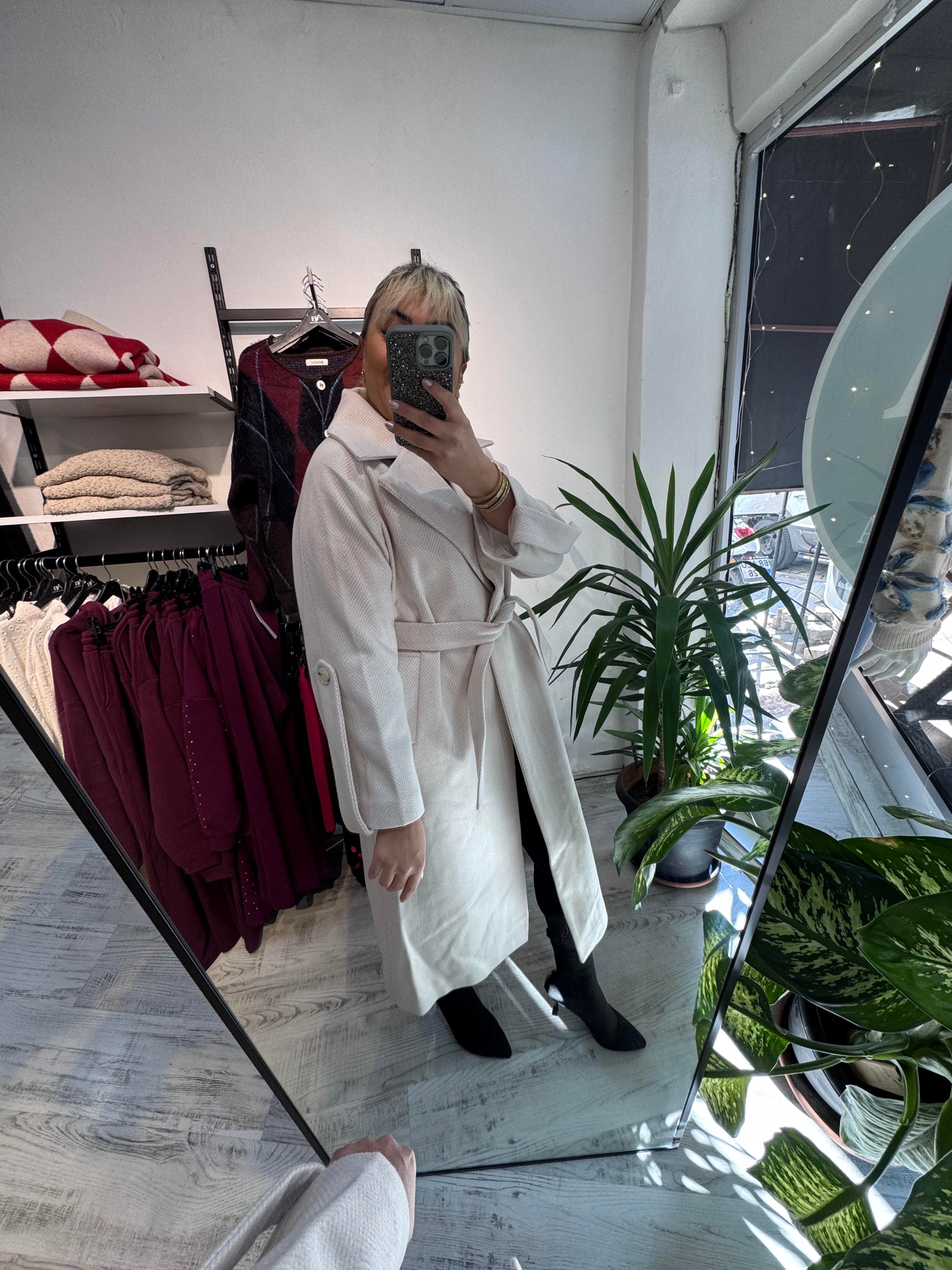 Balıksırtı Desenli Bej Premium Kalite Kaban