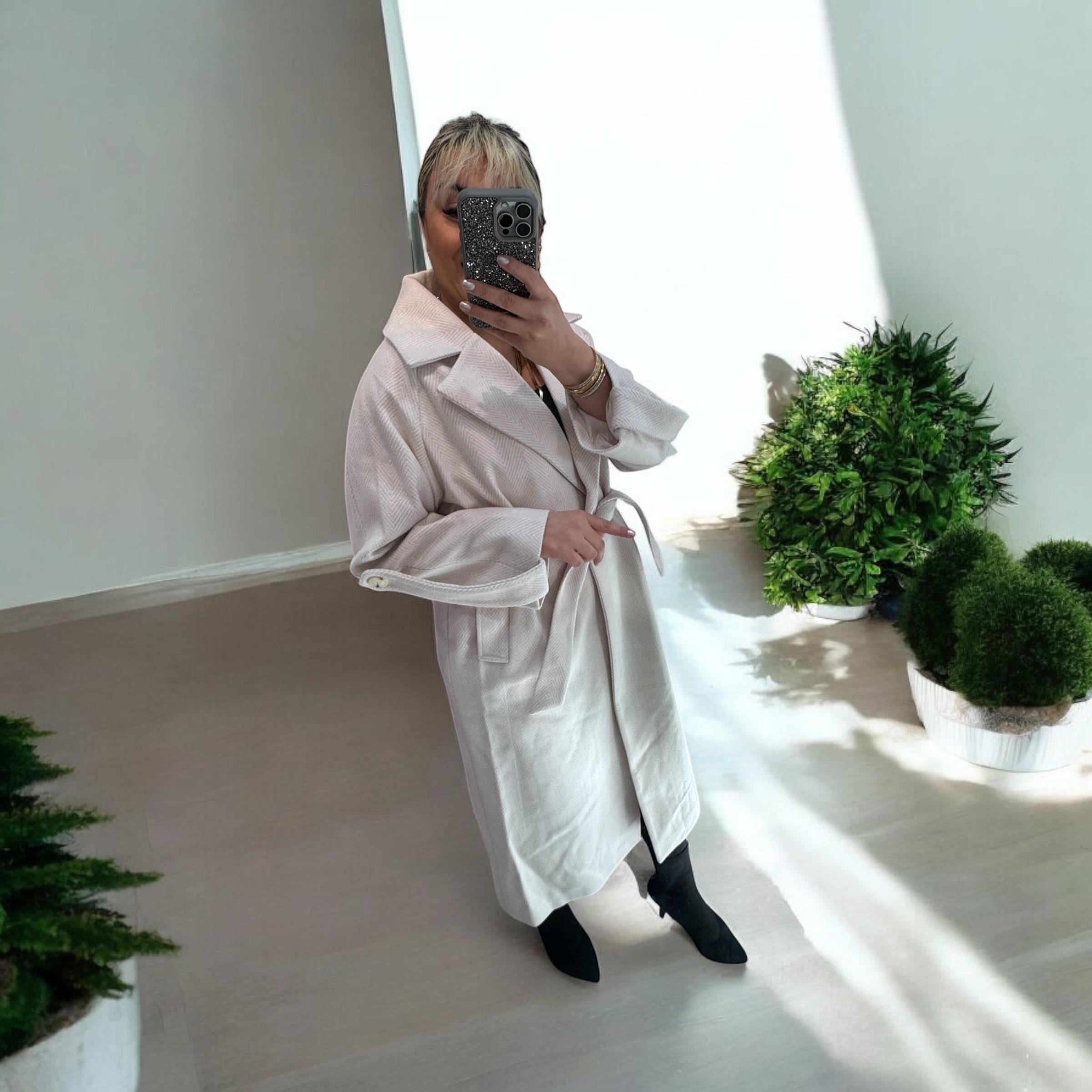 Balıksırtı Desenli Bej Premium Kalite Kaban