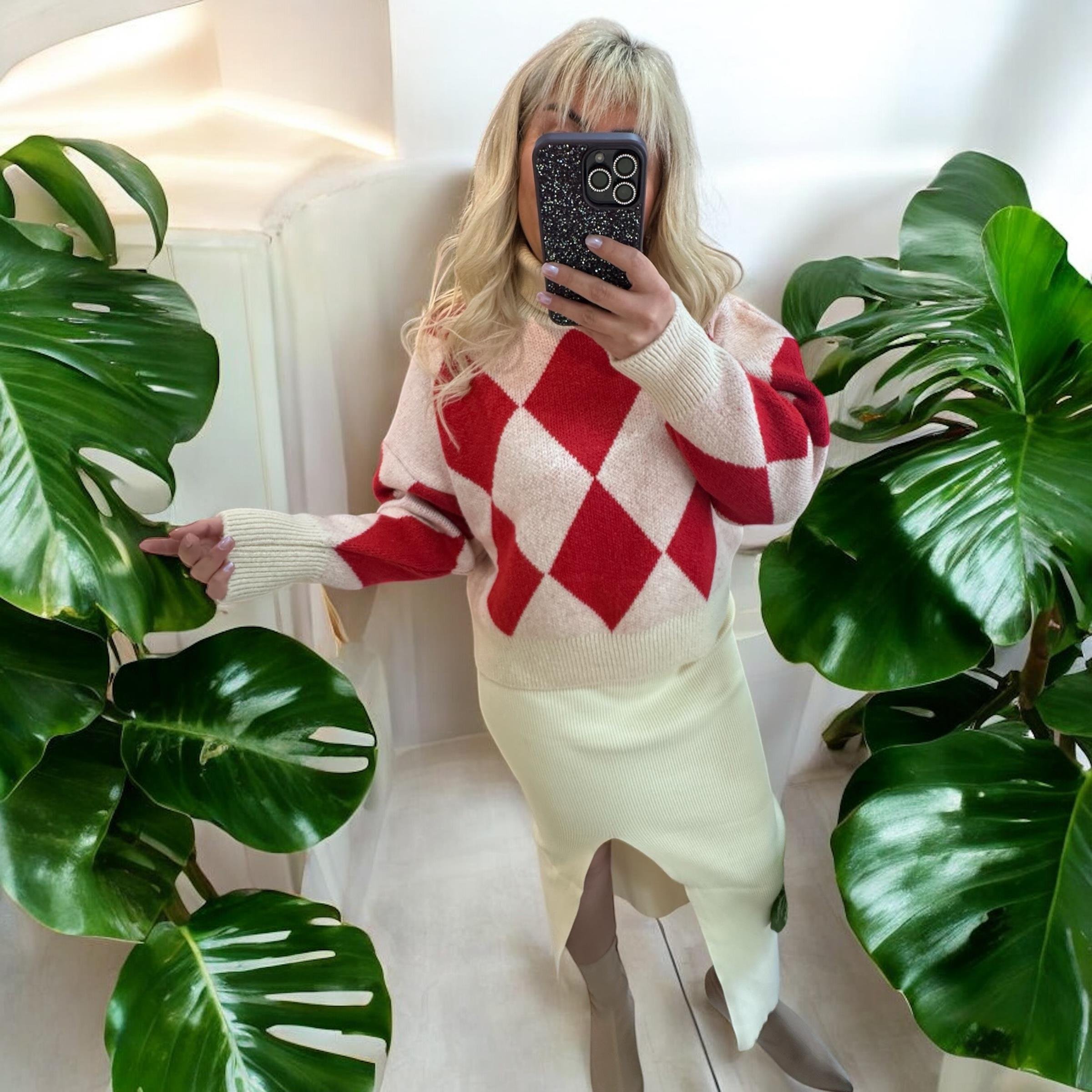 Boğazlı Kırmızı Ekru Balava Desen Premium Kazak