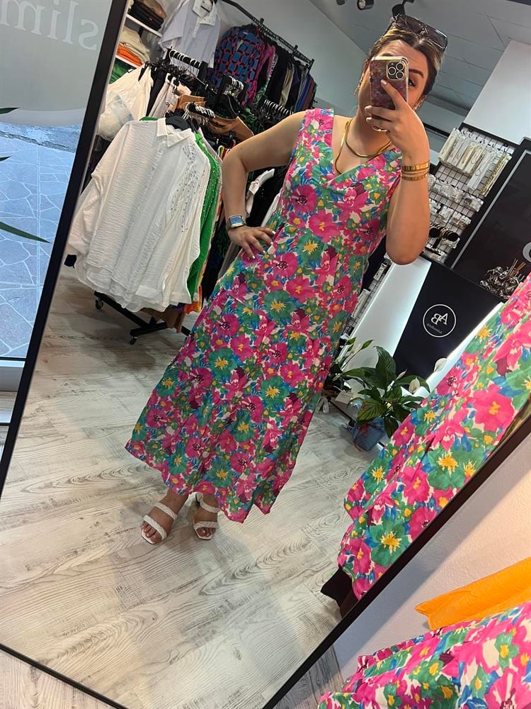 Çiçekli desenli keten elbise