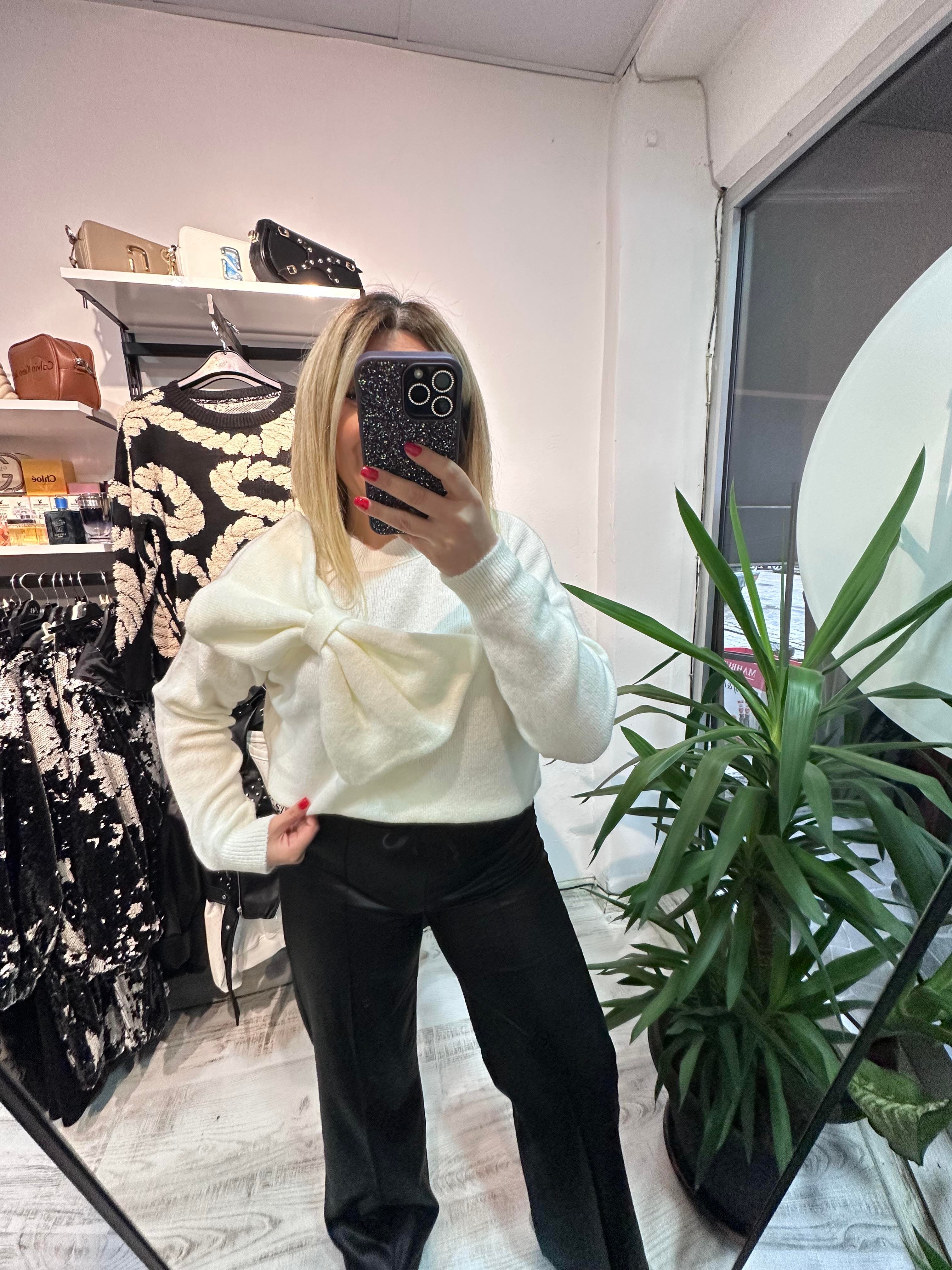 Ekru Fiyonk Detaylı Kazak