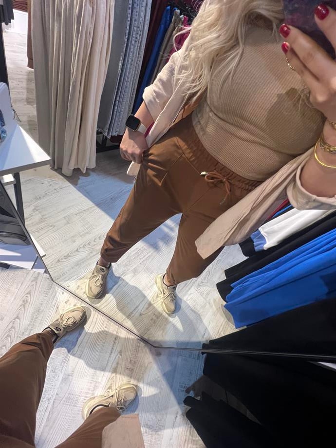 Ekstra Likralı Paça Biyeli Taba Kumaş Pantolon