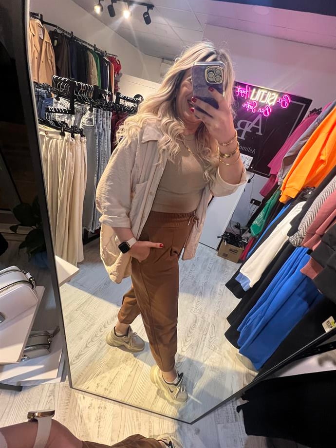 Ekstra Likralı Paça Biyeli Taba Kumaş Pantolon