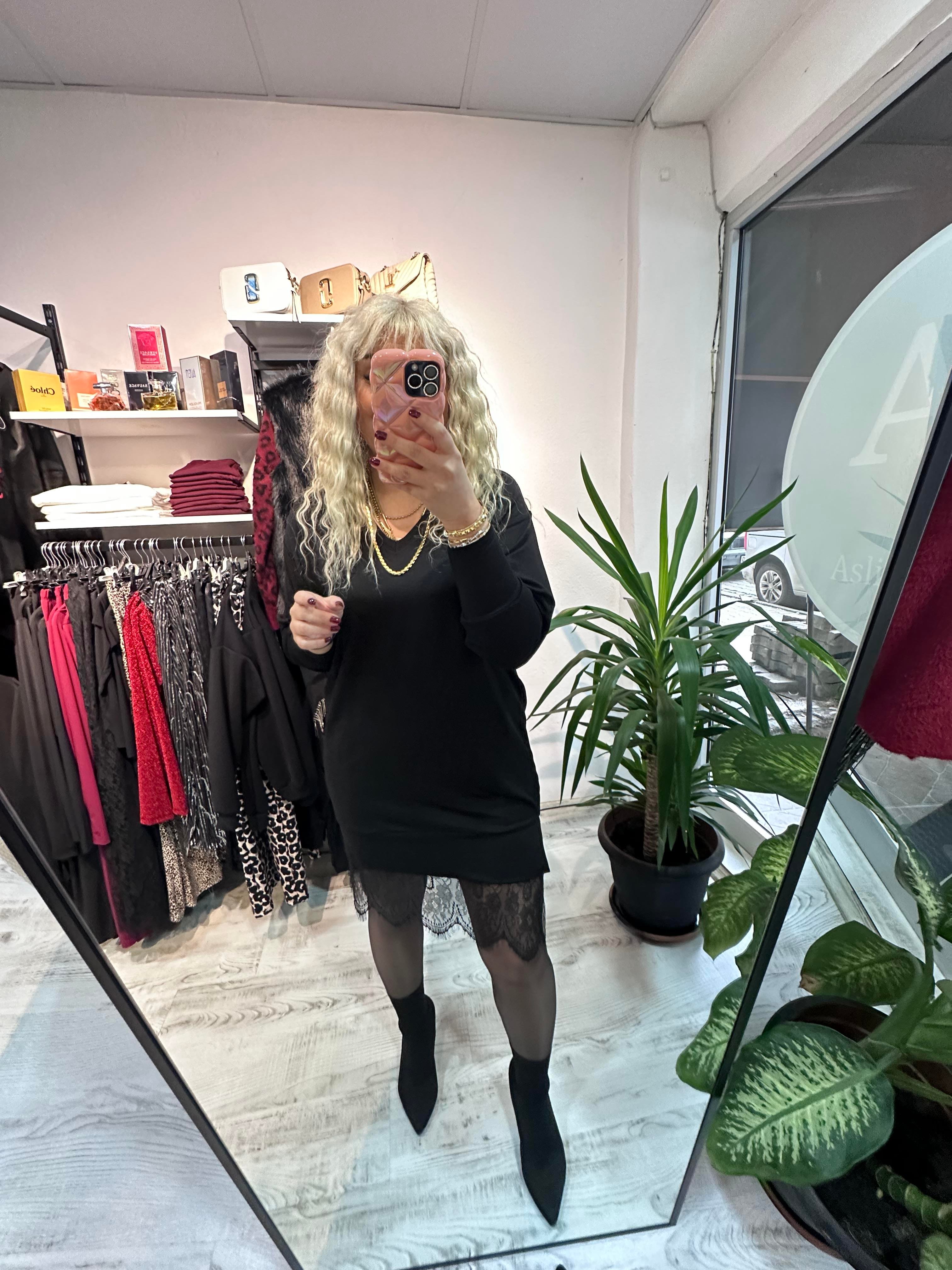 Fisto Detaylı Tasarım Mini Elbise