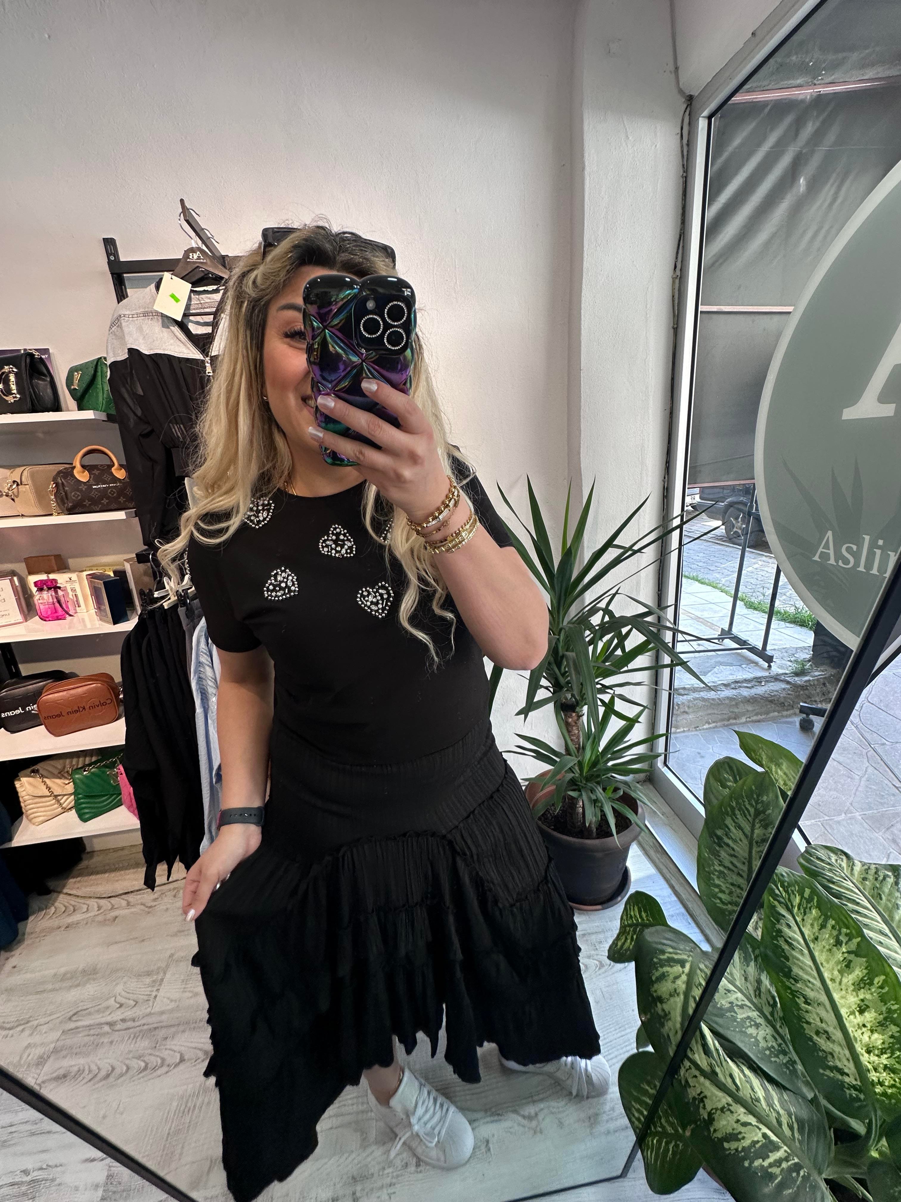 Gofre Kumaş Fırfırlı Siyah Etek