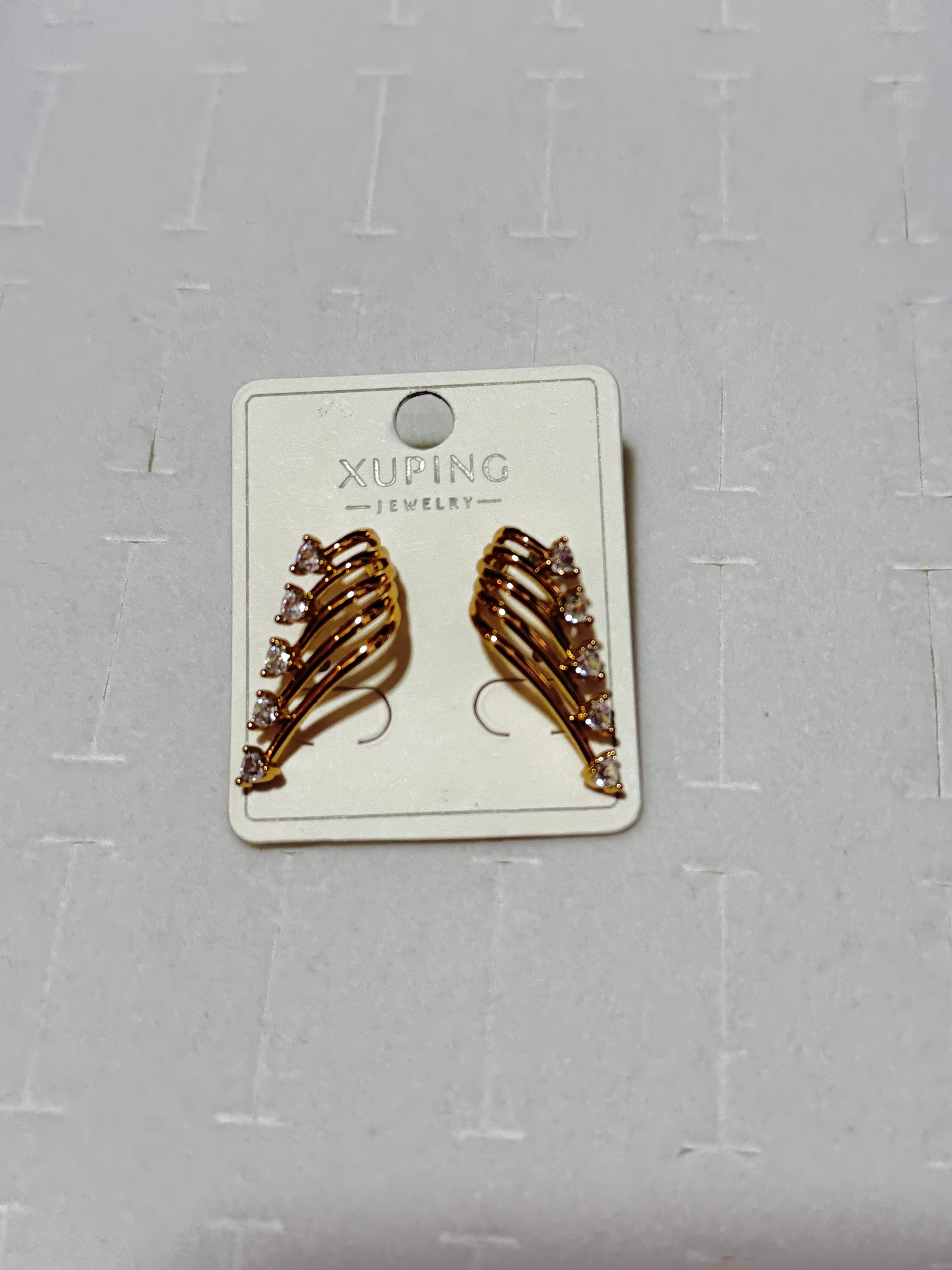 Gold Taş Detaylı Vip Küpe