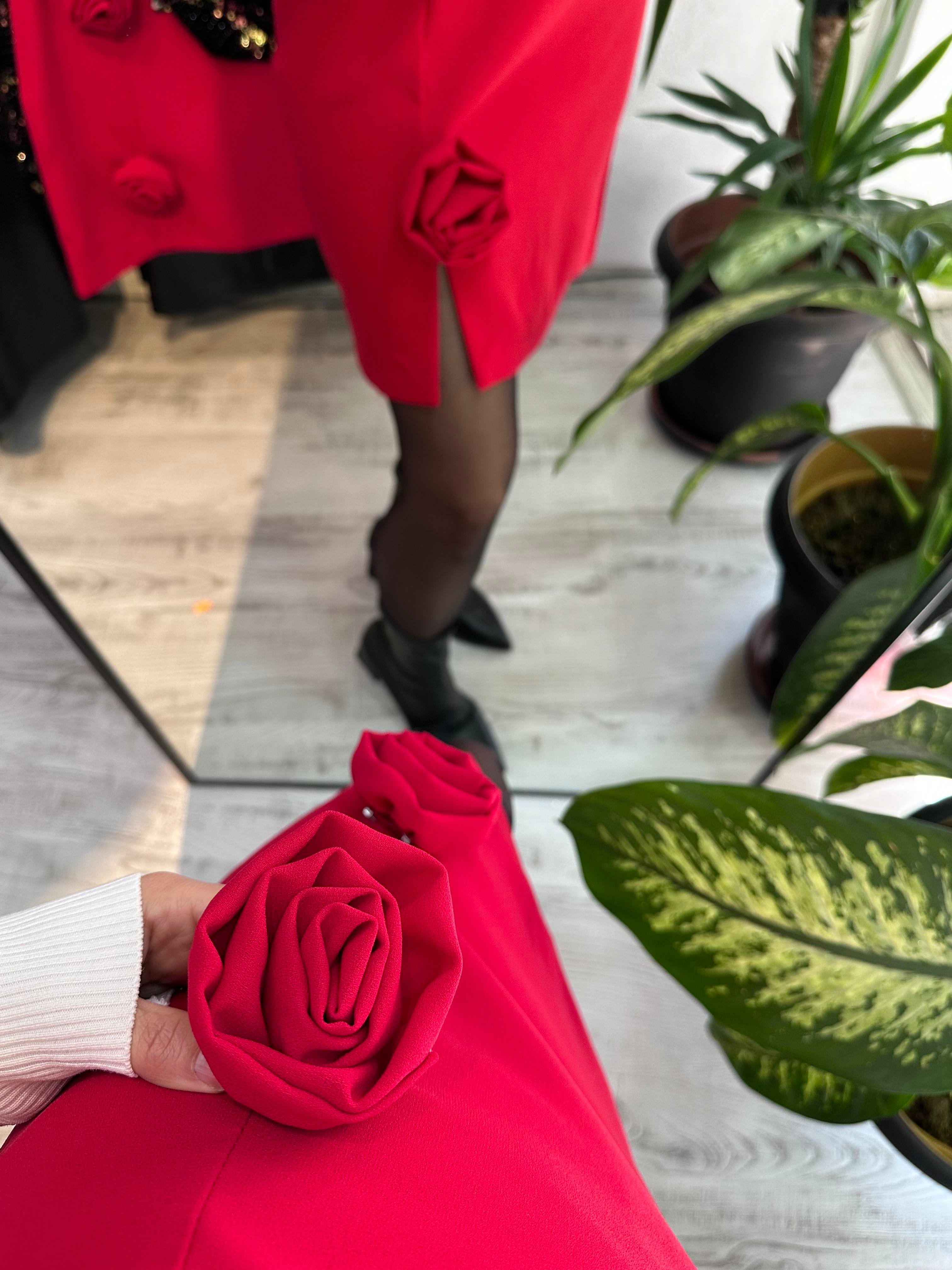 Güllü Kırmızı Mini Etek