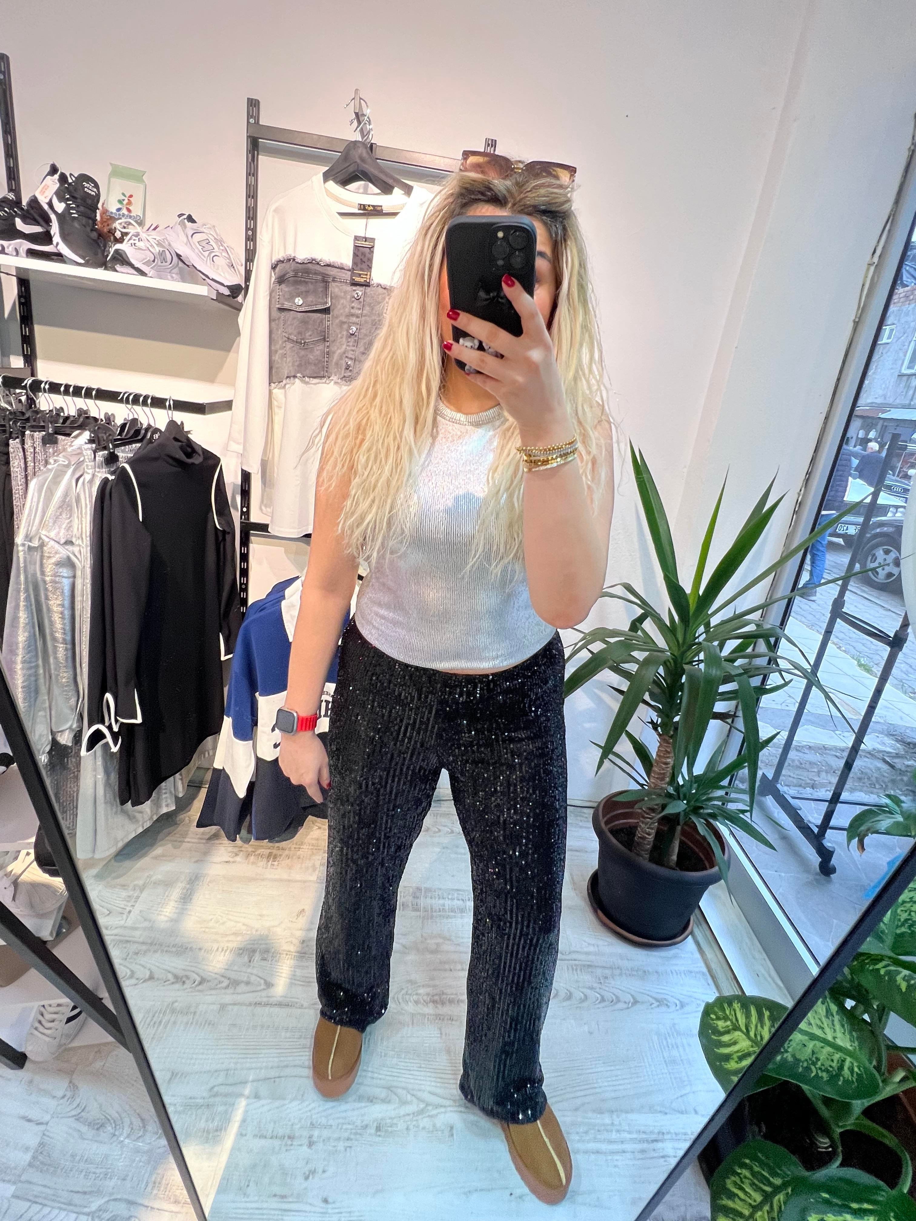 Gümüş Varaklı Halter Yaka  Bluz