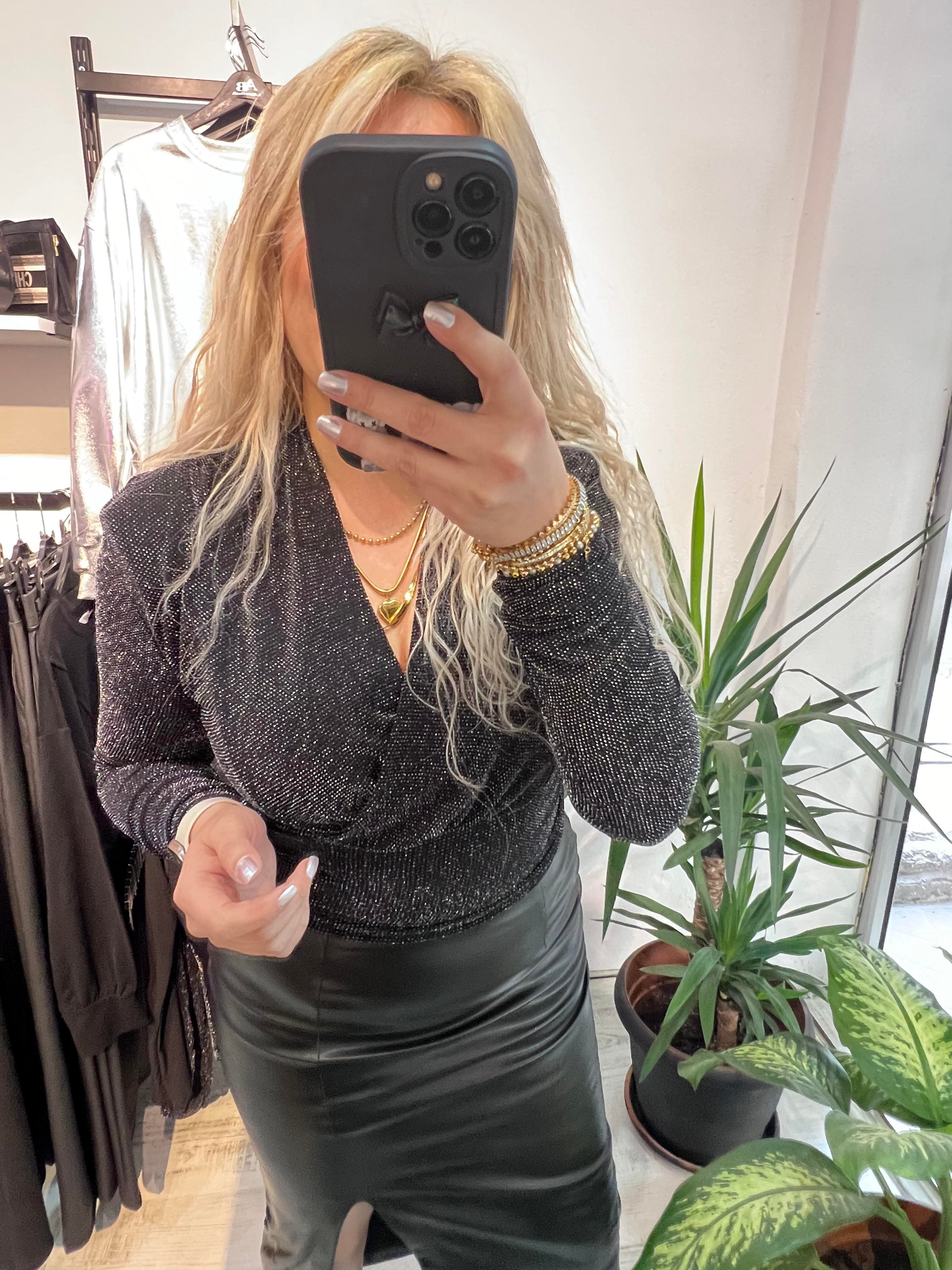 Işıltılı Vatkalı Likralı Bluz Siyah