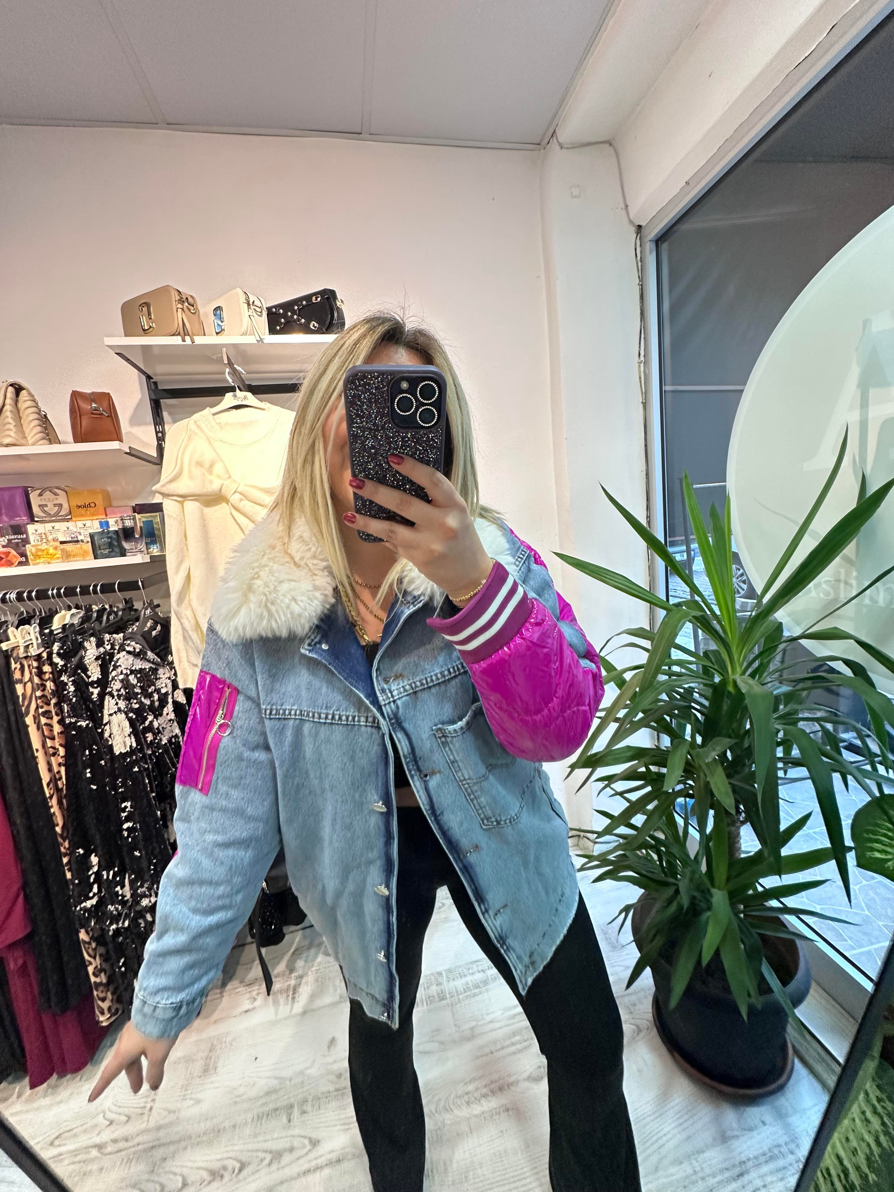 Kapitone Detaylı Yaka Kürklü Jean Mont