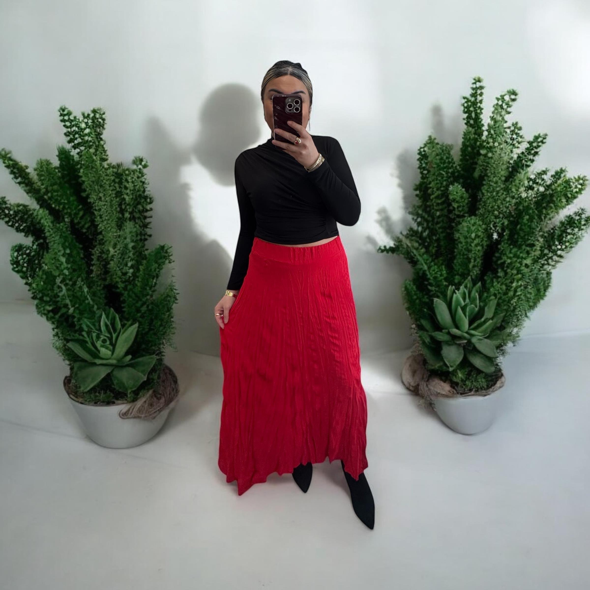 Kırmızı Kraş Etek