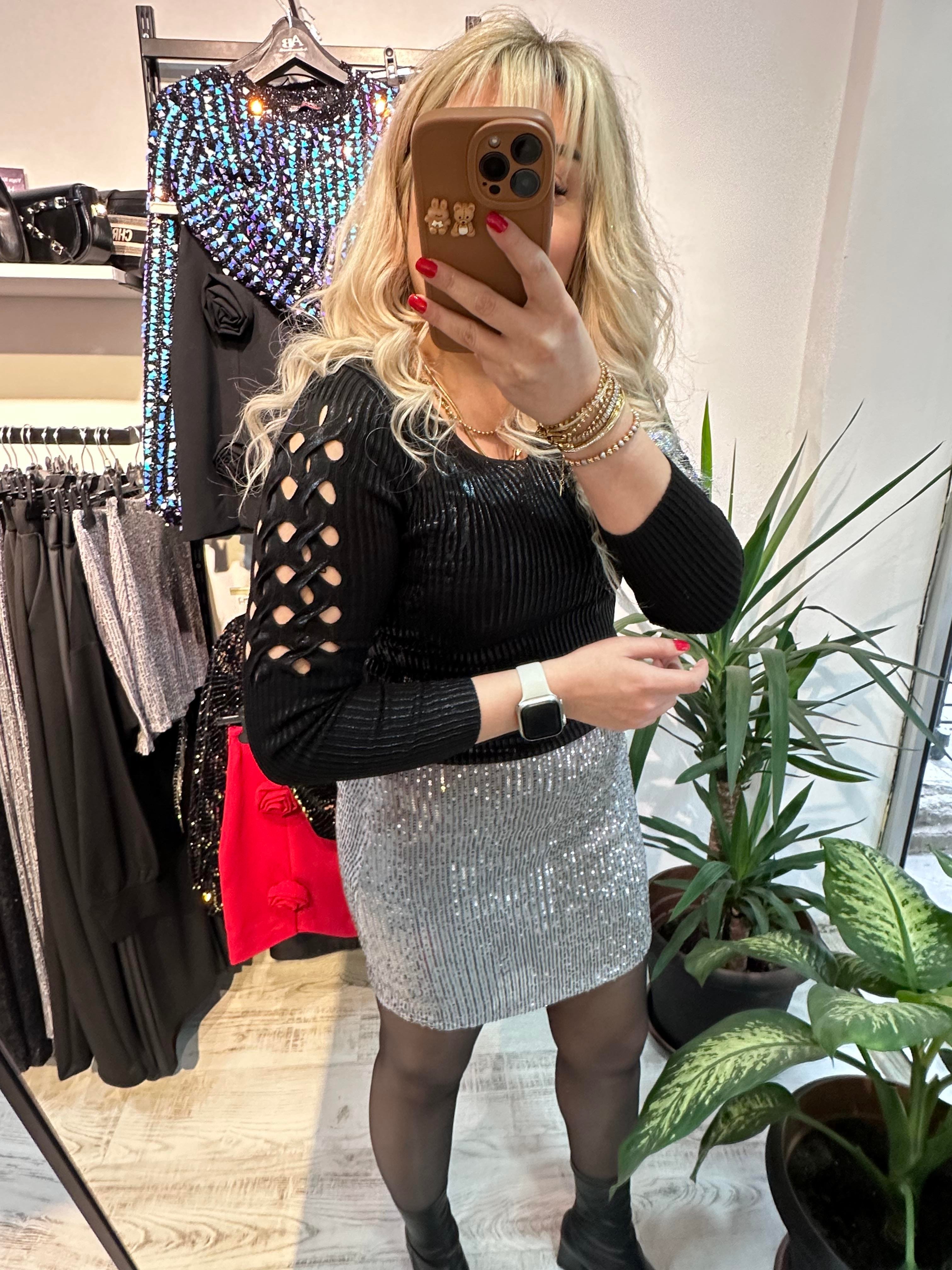 Kol Dekolteli V Yaka Varaklı Merserize Siyah Triko