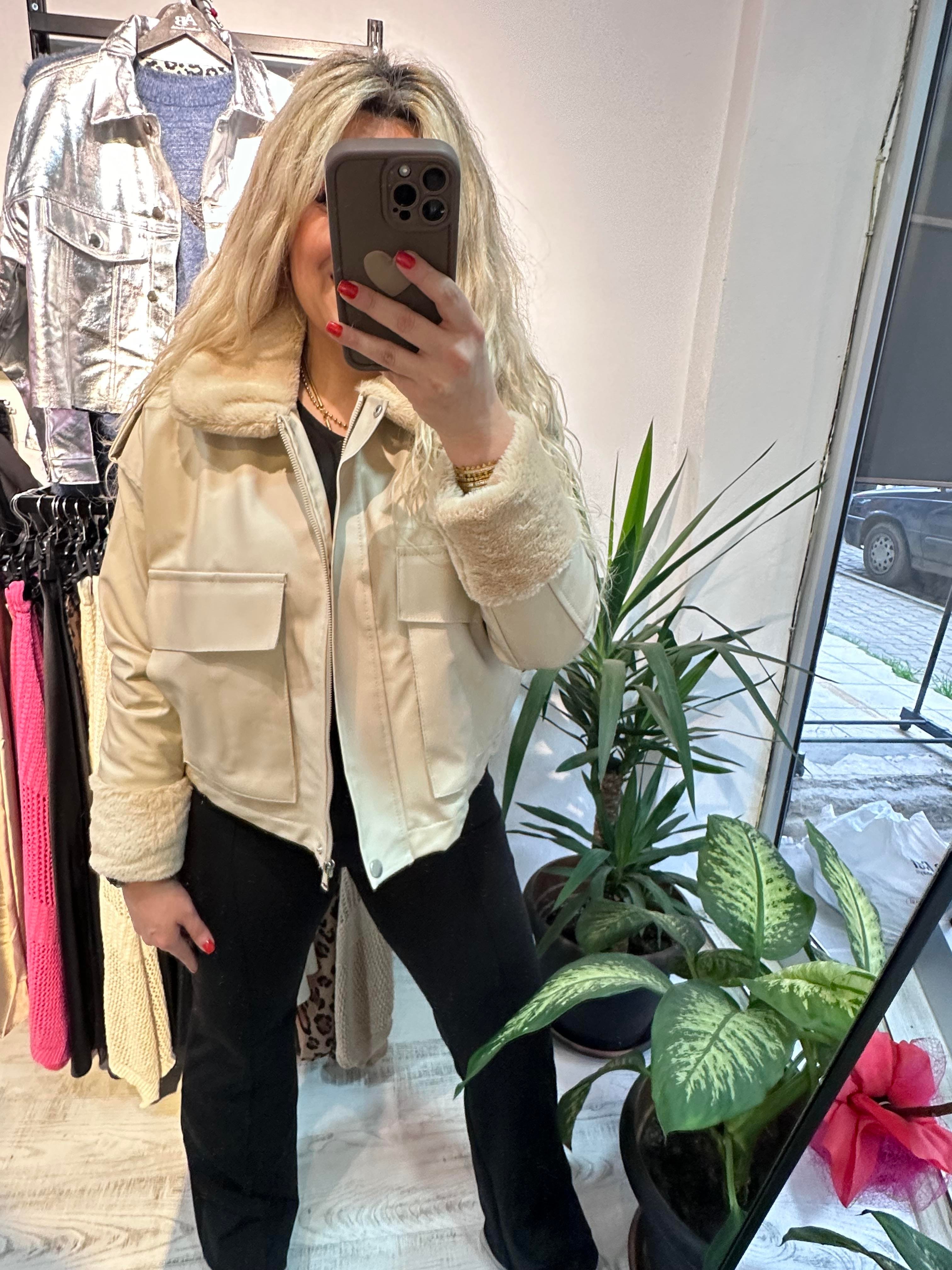 Lüx Kalite İçi Kürklü Deri Bej Mont