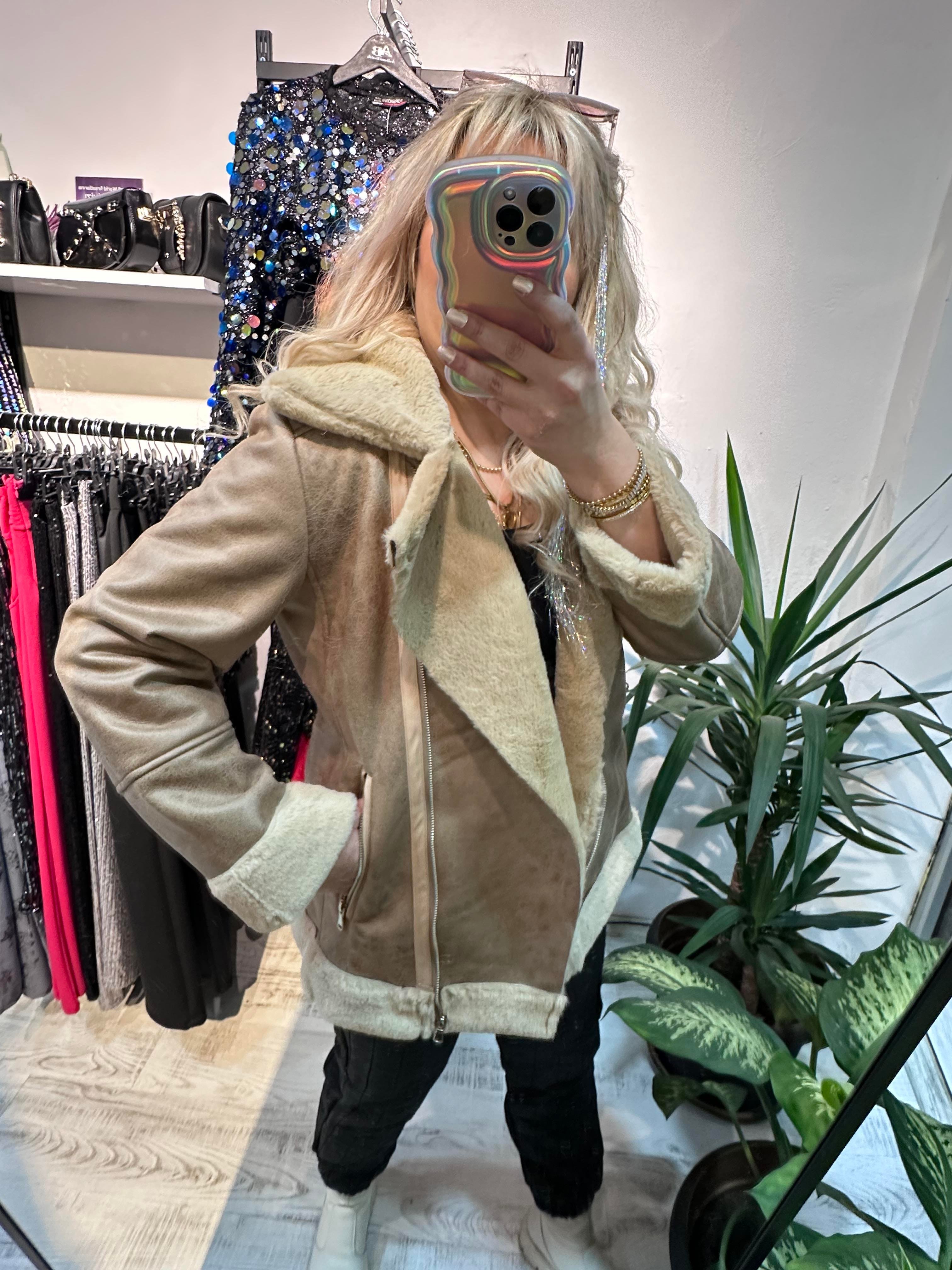 Marka Model Lüx Kalite İçi Kürklü Nubuk Deri Bej Biker Mont