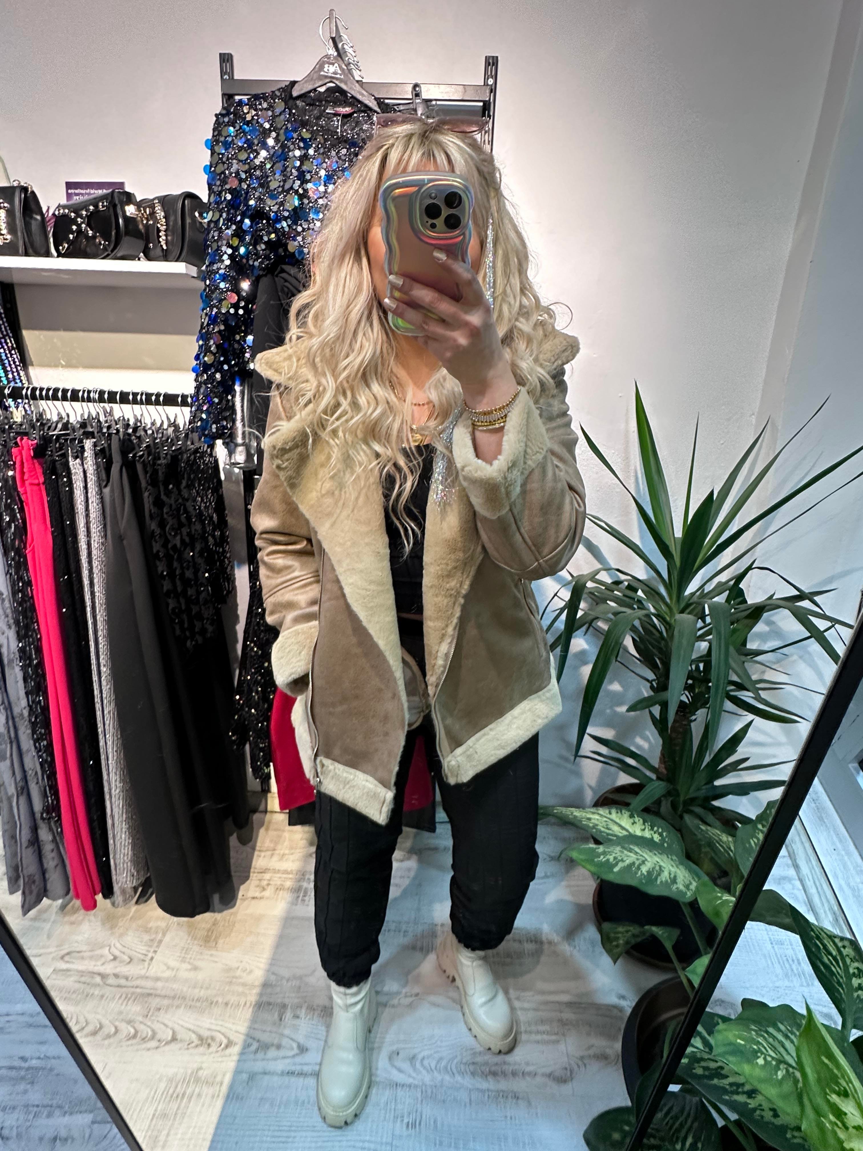 Marka Model Lüx Kalite İçi Kürklü Nubuk Deri Bej Biker Mont