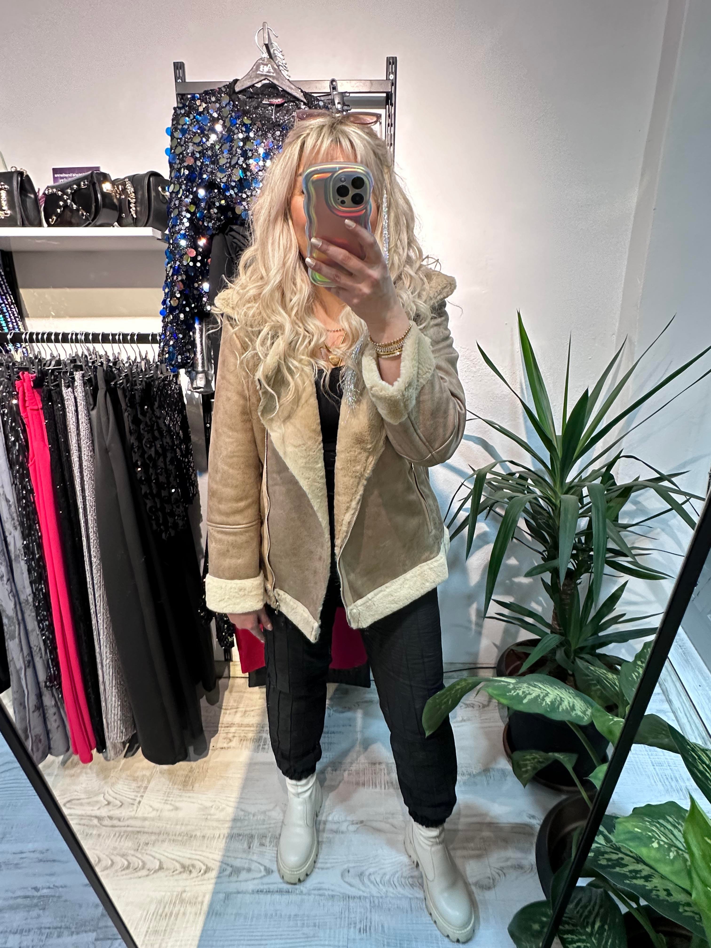 Marka Model Lüx Kalite İçi Kürklü Nubuk Deri Bej Biker Mont