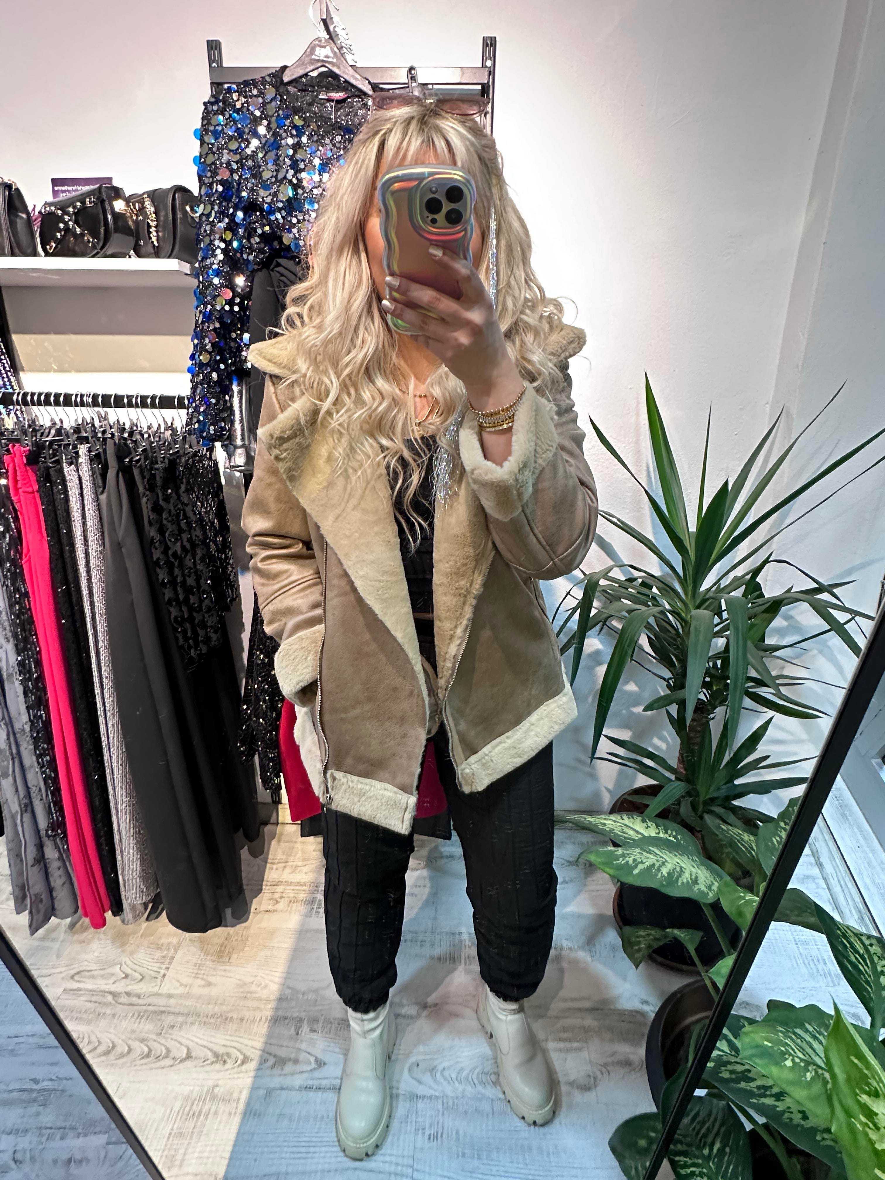 Marka Model Lüx Kalite İçi Kürklü Nubuk Deri Bej Biker Mont