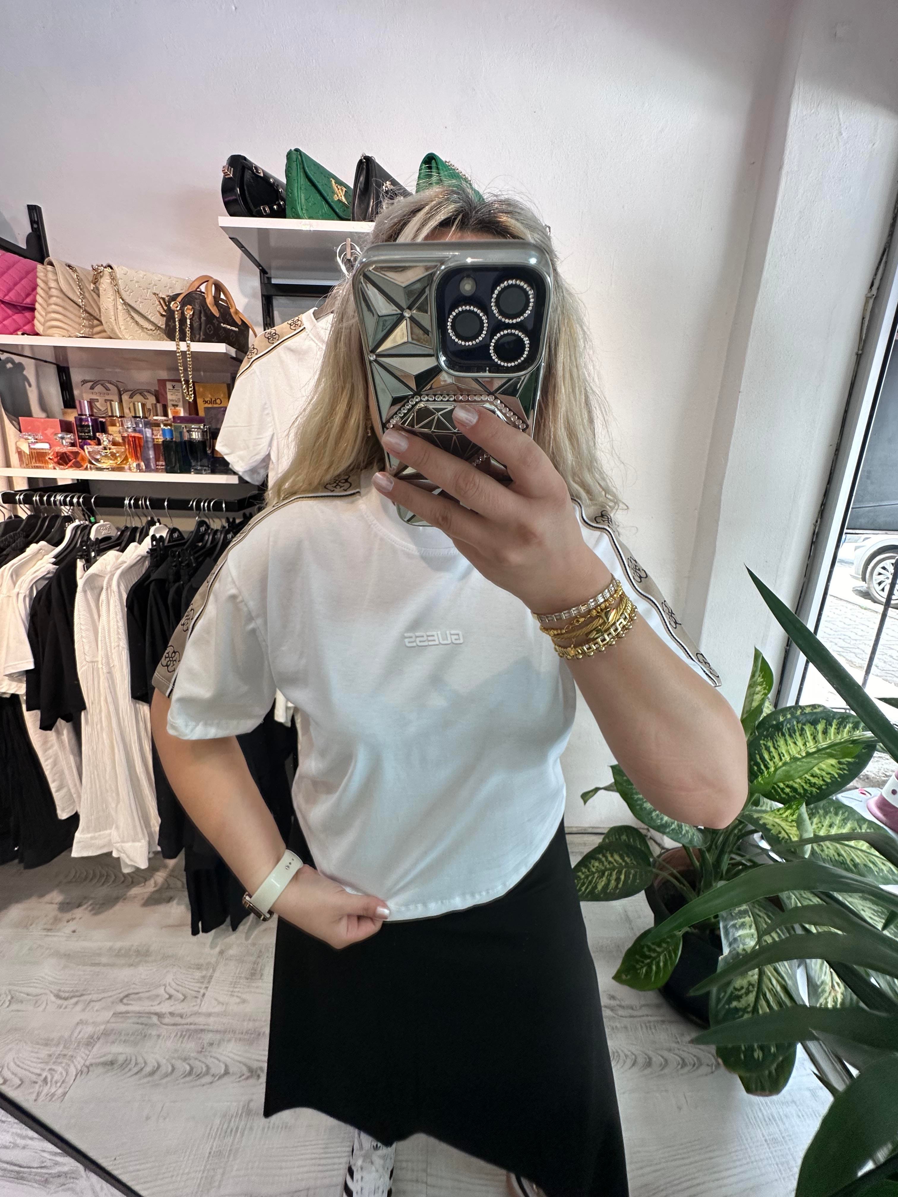 Marka Model Şeritli Beyaz Tshirt