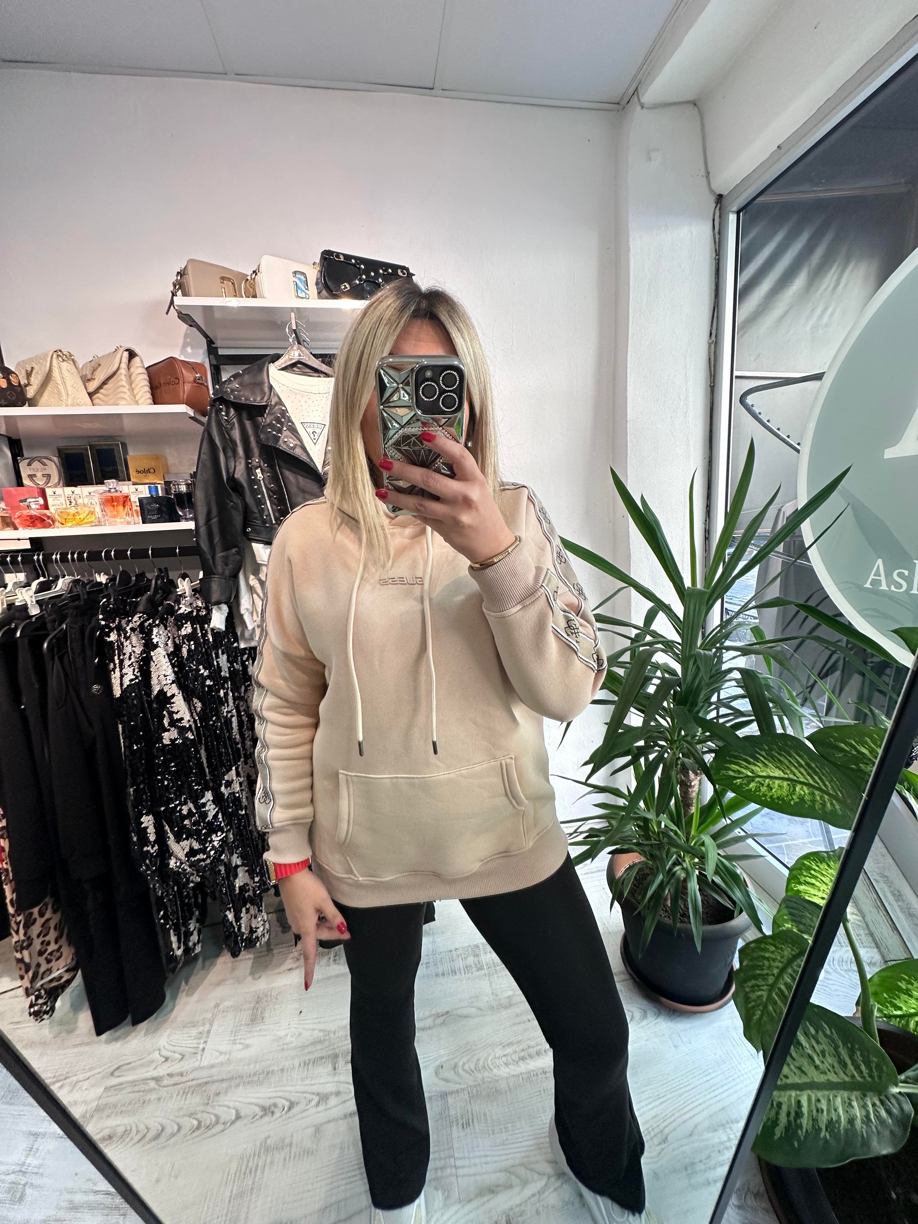 Marka Model Şeritli Kapşonlu Bej Sweat