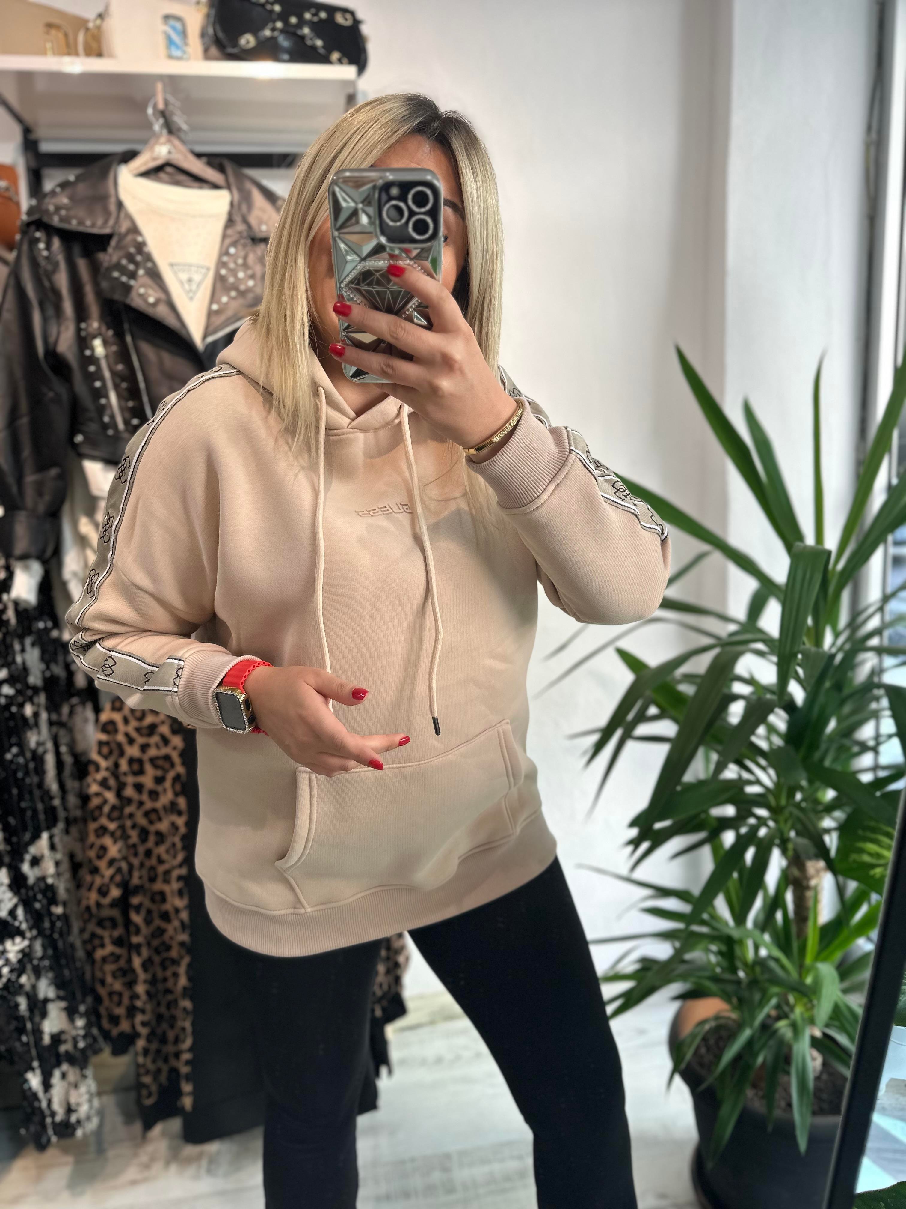 Marka Model Şeritli Kapşonlu Bej Sweat