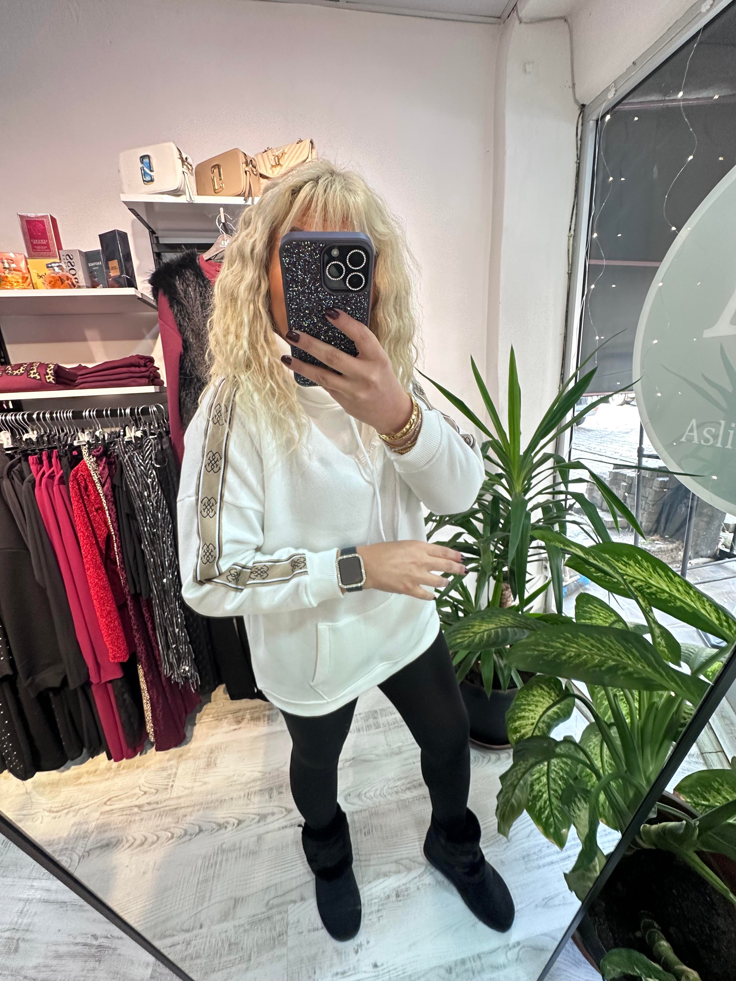 Marka Model Şeritli Kapşonlu Beyaz Sweat