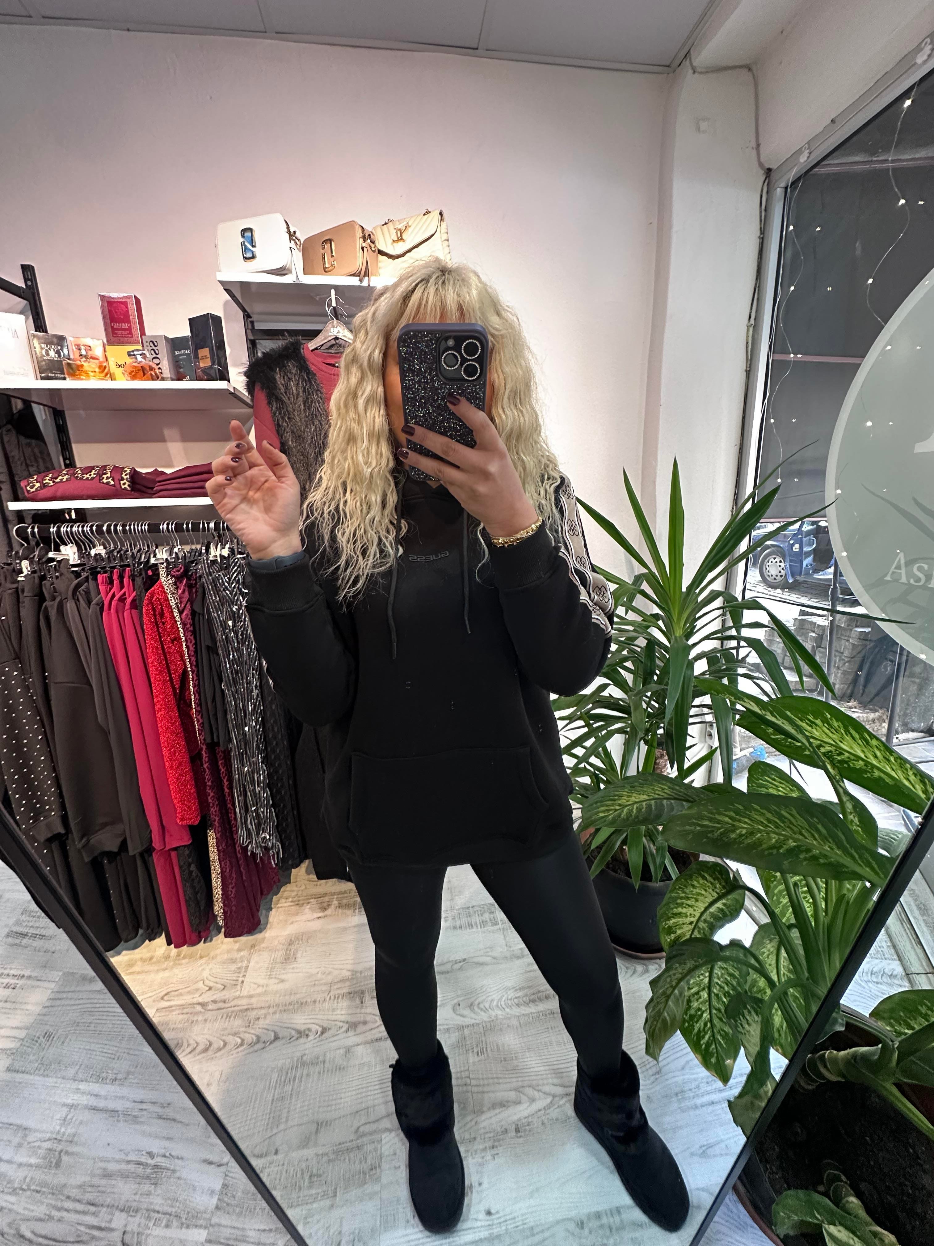 Marka Model Şeritli Kapşonlu Siyah Sweat