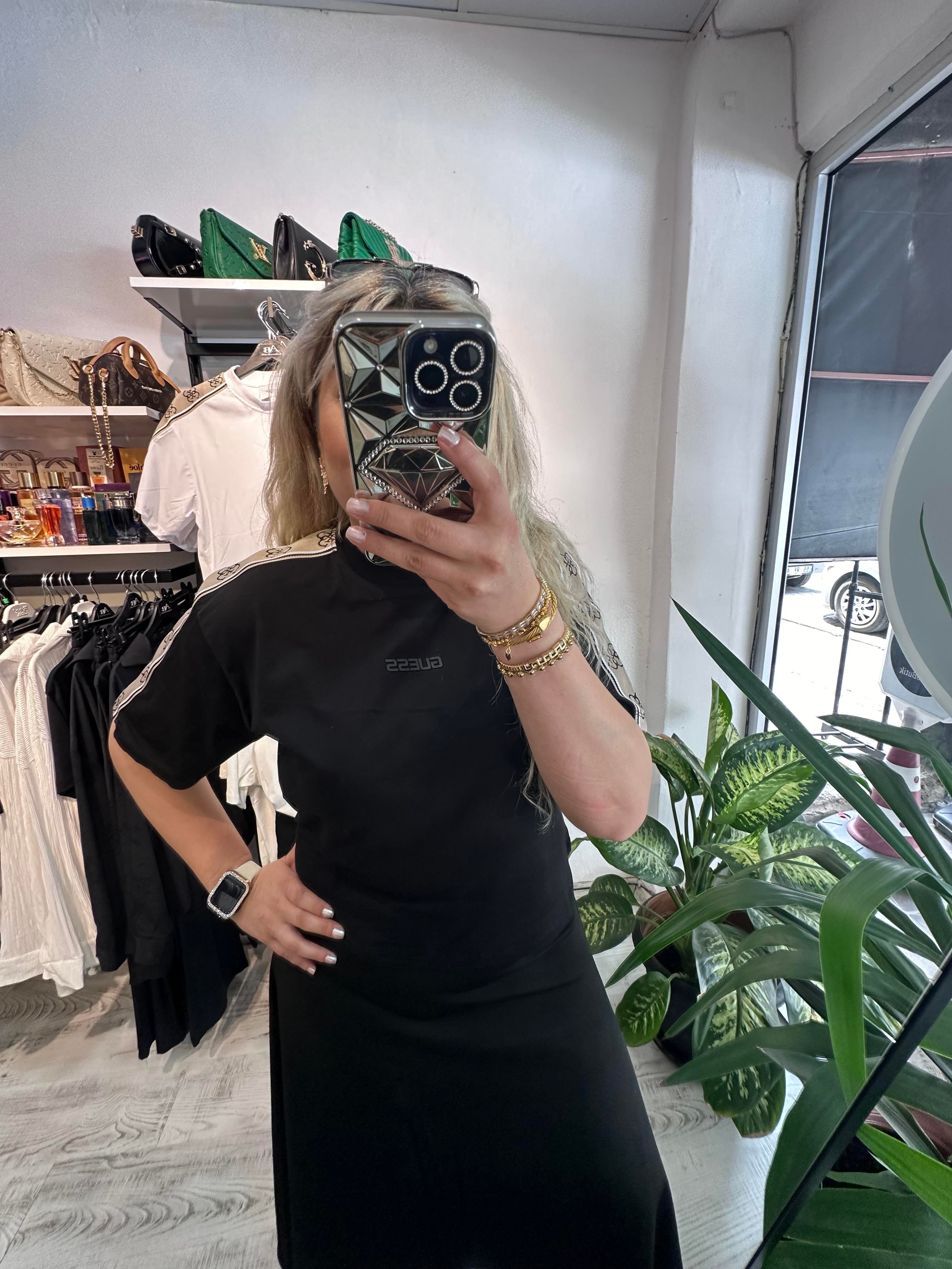 Marka Model Şeritli Siyah Tshirt