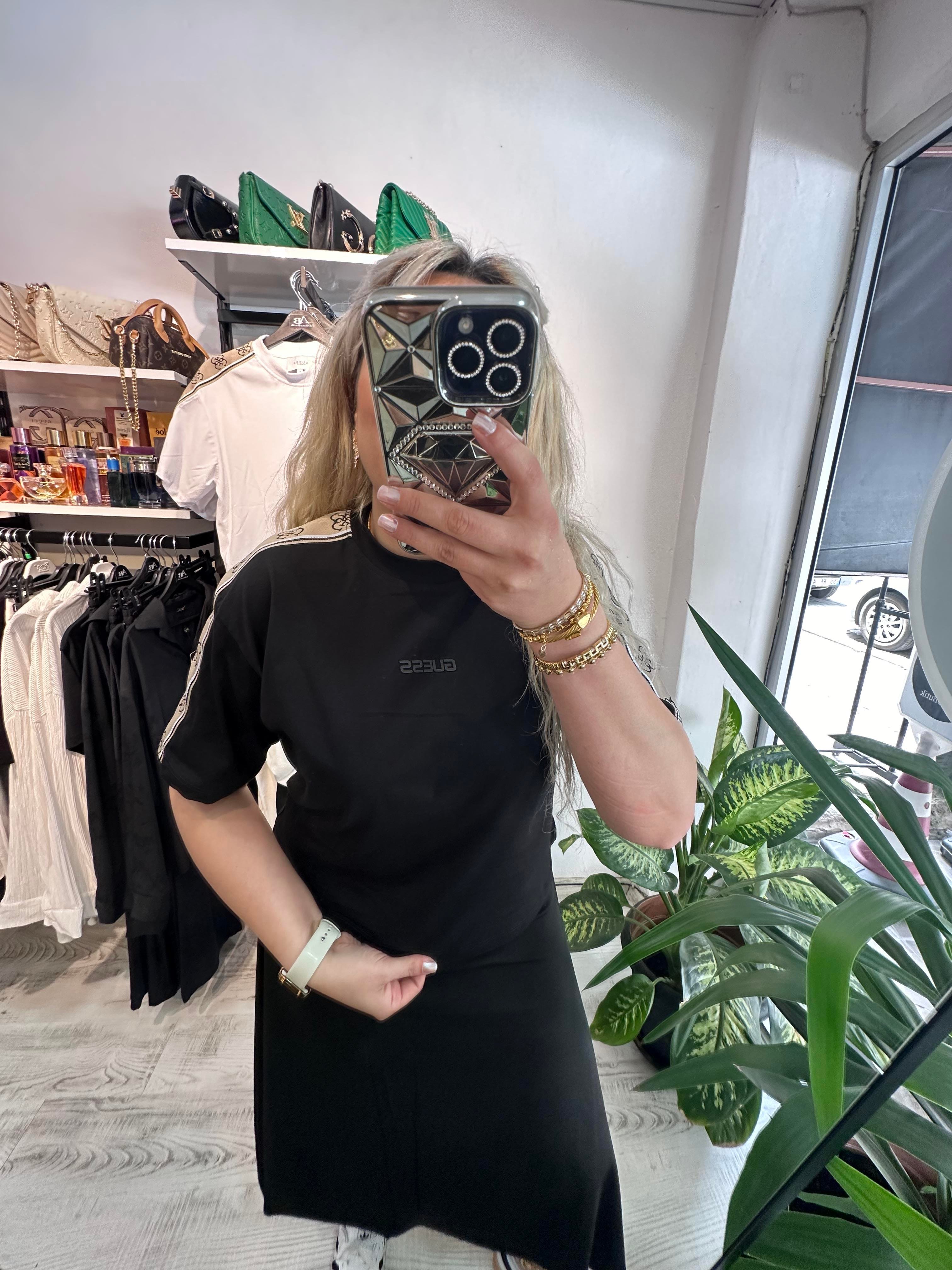 Marka Model Şeritli Siyah Tshirt